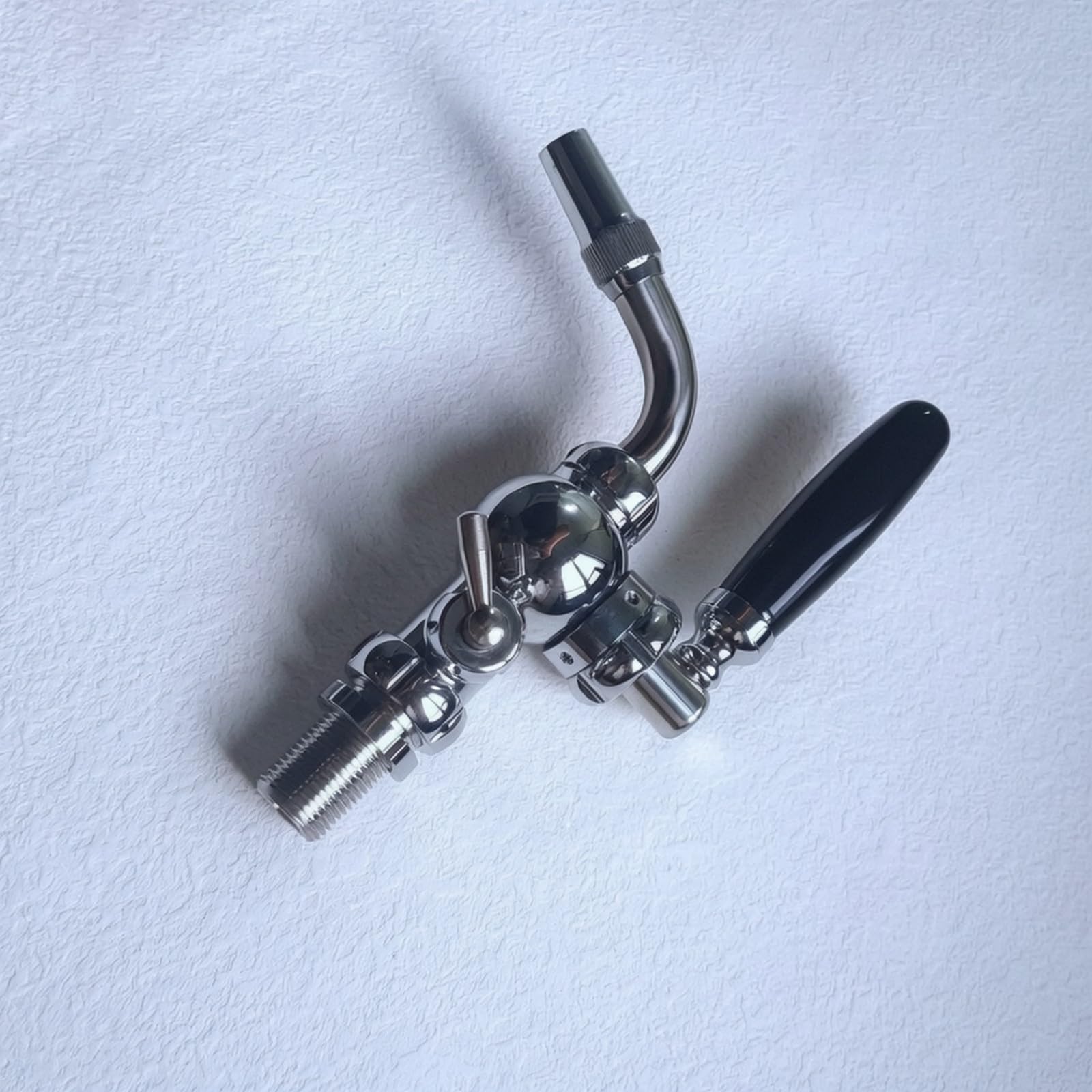 Qianly Grifo Dispensador Cerveza Acero Inoxidable Grifo Cerveza con Palancas Control Manual Compatibilidad Universal para Cervecerías, Plata, Asa Plástico