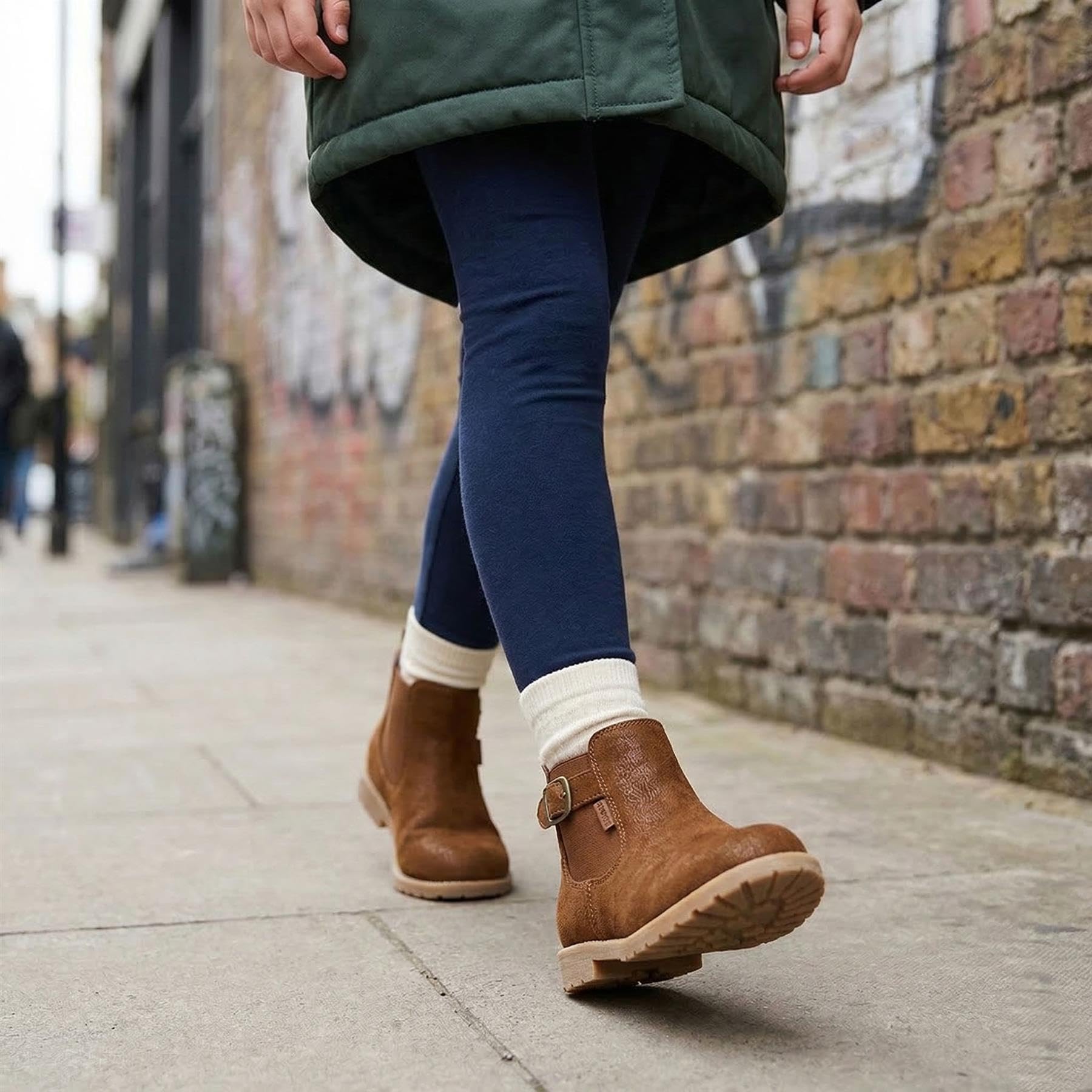 A2Z 4 Kids Stivaletti Chelsea da bambina, in finta pelle scamosciata, con cerniera e senza lacci, stivali invernali con fibbia e cinturino con fibbia, comodi stivali casual per scuola e feste, taglie