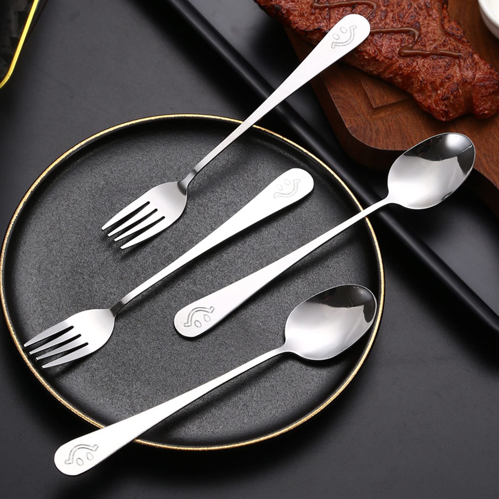 Set Di Posate Forchette E Cucchiai, Posate A Manico Lungo in Acciaio Inossidabile Da 8 Pezzi, Set Di Cucchiai E Forchette Per La Casa Per 4 Persone, Adatto Per L'uso Quotidiano.,Argento,4set