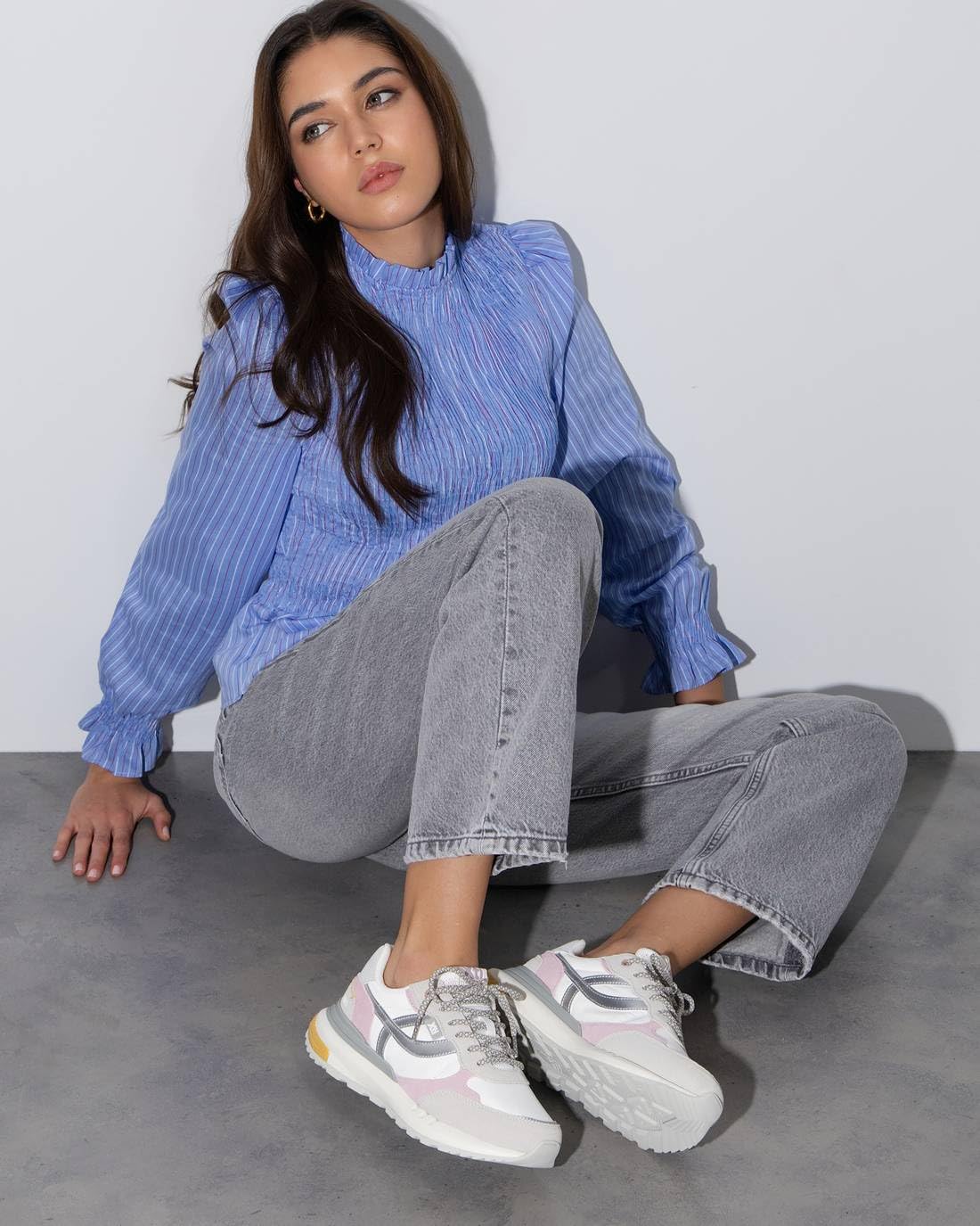 XTI - Sneakers Kobiety - Wygodne i wszechstronne obuwie – moda casualowa