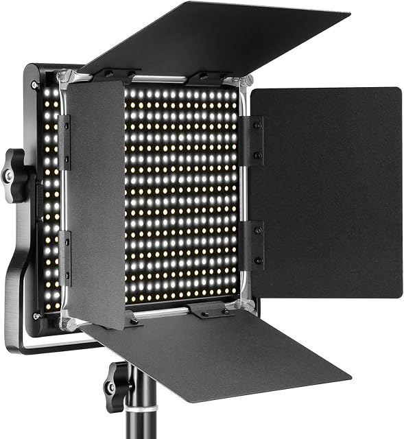 Neewer Professional Metal Bi-color LED Video Light for Studio, YouTube, Product Photography, Video Shooting, Durable Metal Frame, Dimmable 660 Beads, with U Bracket and Barndoor, 3200-5600K, CRI 96+