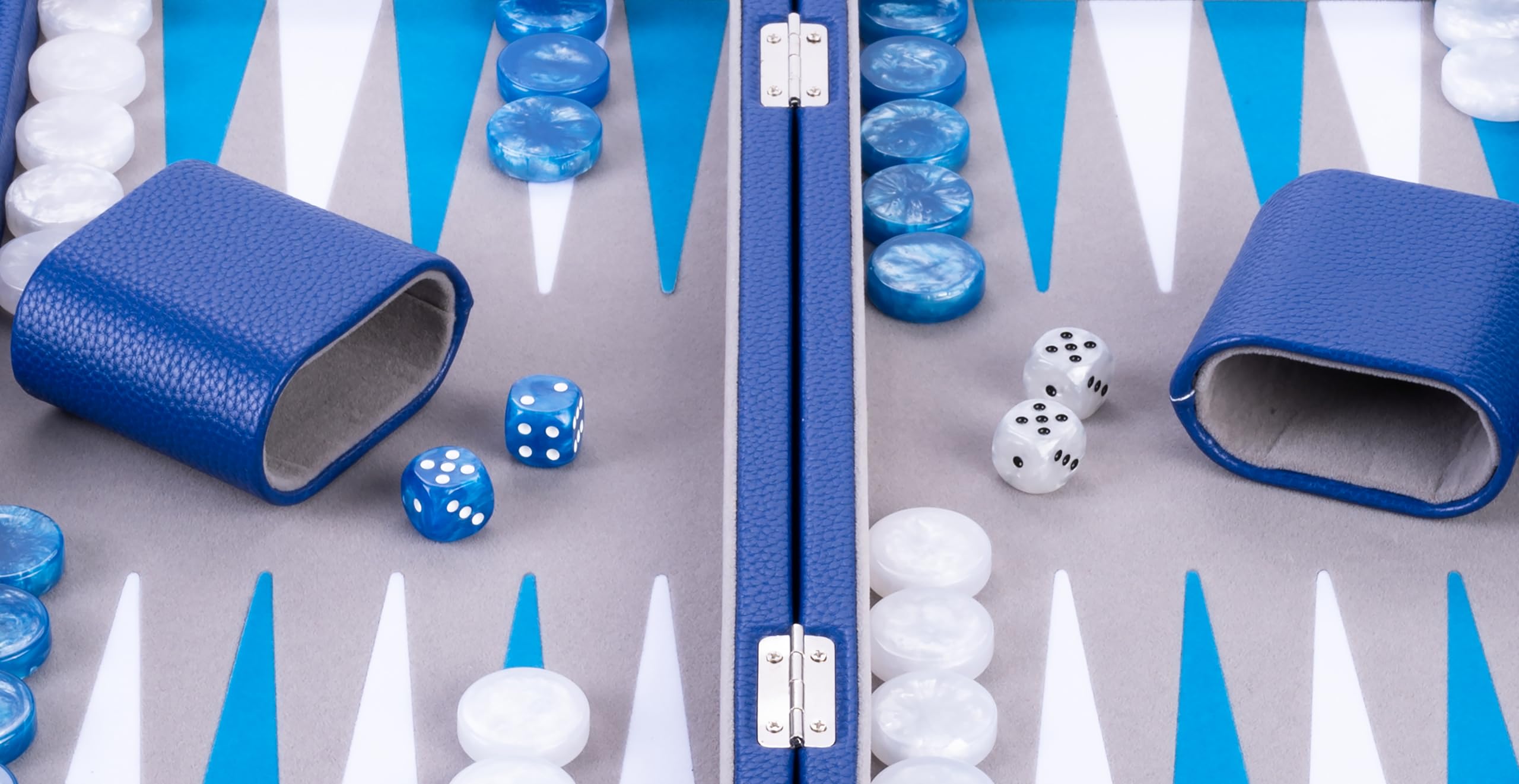 Engelhart - 250521 - Backgammon Deluxe 15" (38 cm) - Gioco di Strategia in Valigetta Elegante - Similpelle, Feltro, Pedine e Dadi Perlati