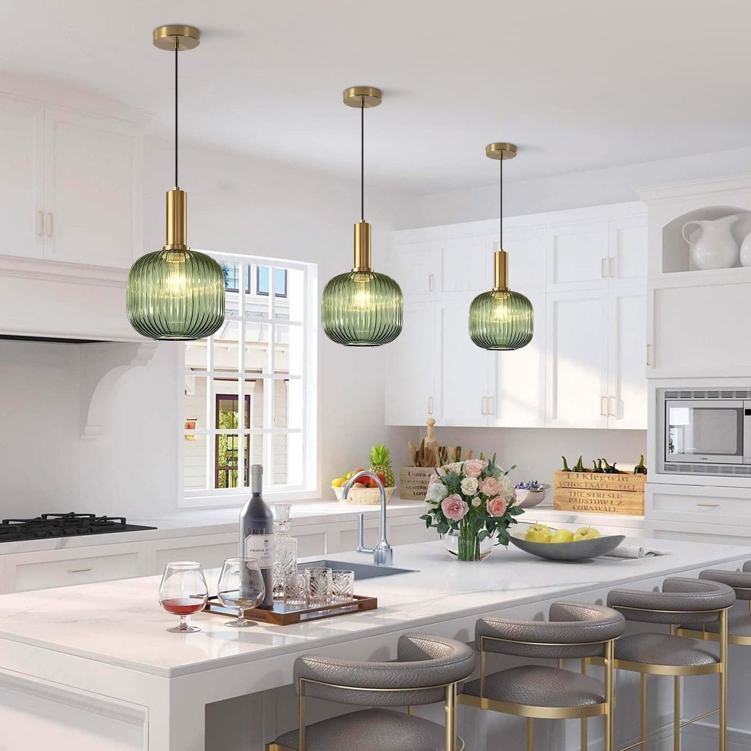Stesulfr Pendant Lighting Vintage Green Glass Pendant Light Kitchen Island Farmhouse Ribbed Glass Ceiling Lighting E27 Globe Pendant Light Fixture Brass Gold Single Hanging Lamp Bedroom Bathroom(Green