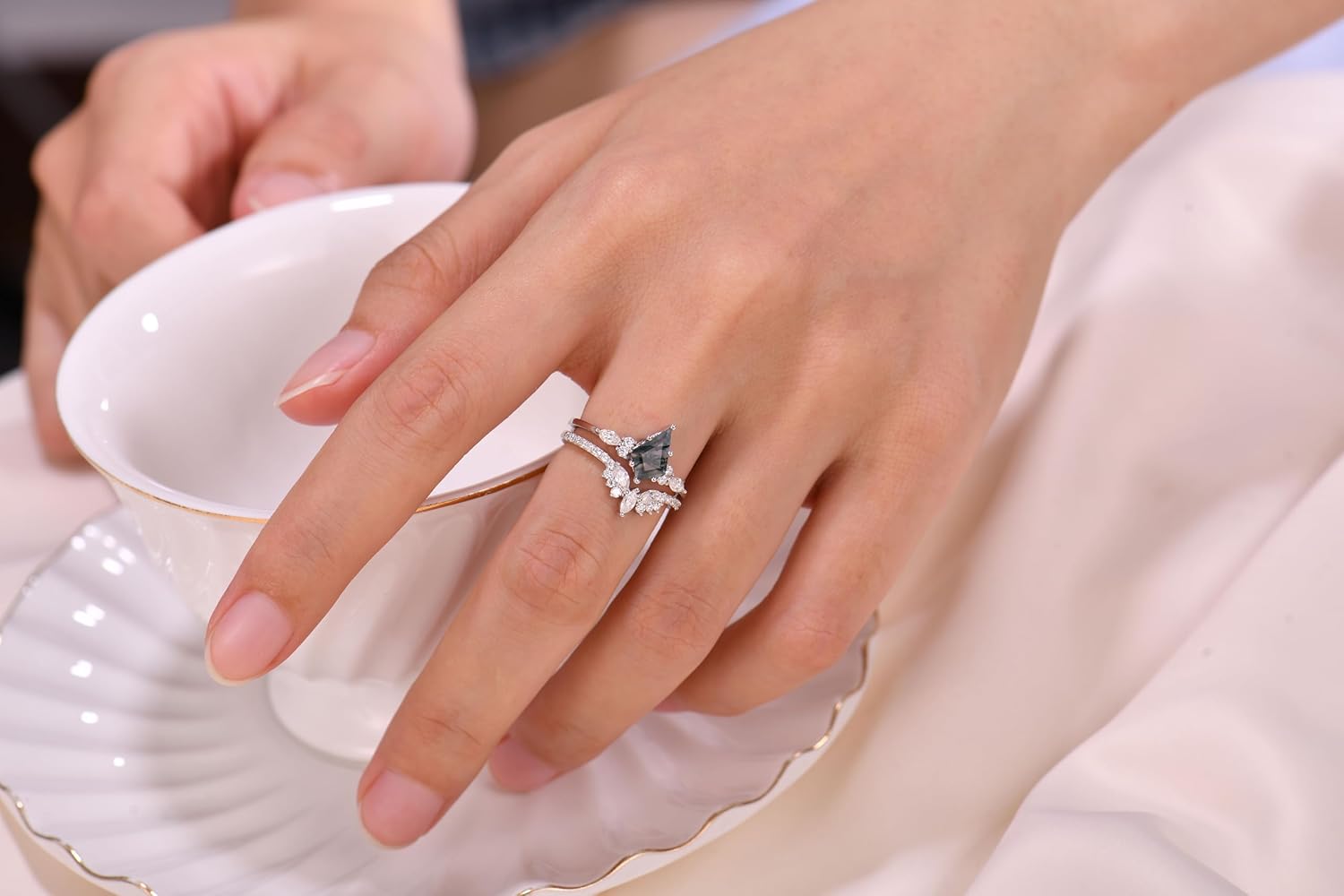 Fahonie Natural Moss Agate Ring for Women 925 Sterling Silver Kite Cut Moss Agate Engagement Ring Set Moissanite Promise Rings Wedding Band Birthday Anniversary Jewelry Gift for Her - Image 4