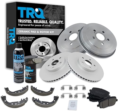 TRQ Kit de tambor y zapata de freno de cerámica con revestimiento de pastillas de freno delanteras y traseras con líquidos