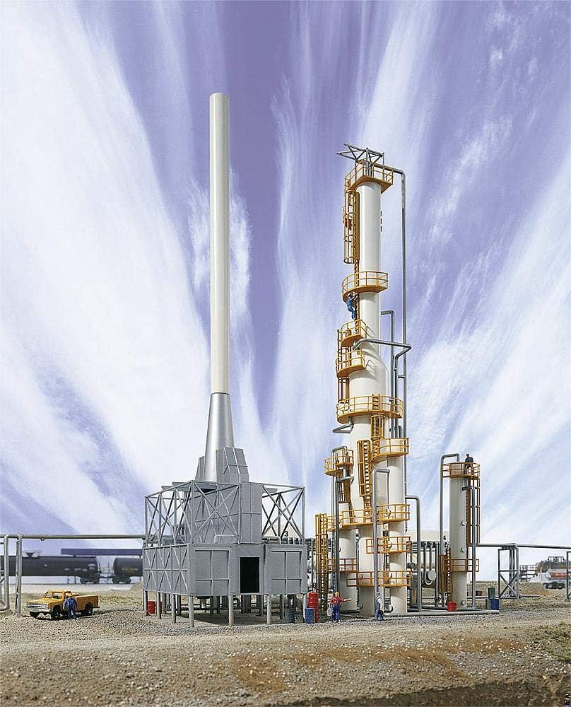 Walthers, Inc. Walthers HO Scale Model United Petroleum Refining Kit, 13-1/2 x 8-1/4 x 15 34.3 x 21 x 38.1cm
