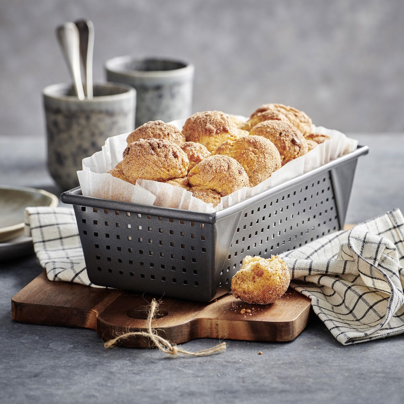 Betty Bossi - Brotbackform 23 cm für Kastenbrot & Zupfbrot Backbuch (40523) | Antihaft Kastenform mit Rezeptideen