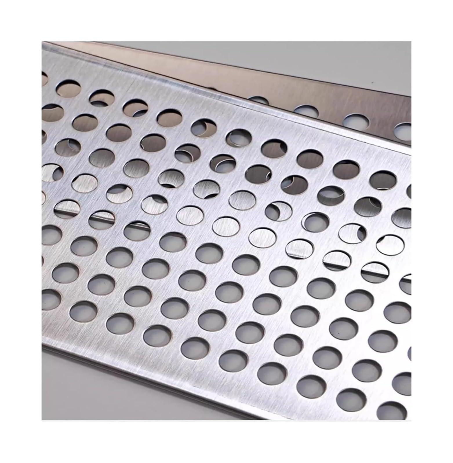 PULaif Perforated Sheet, 304 Stainless Steel Perforated Mesh For Ventilation Safety Decoration Multiple Sizes(W45*L500cm/W17.7*L196.8in)