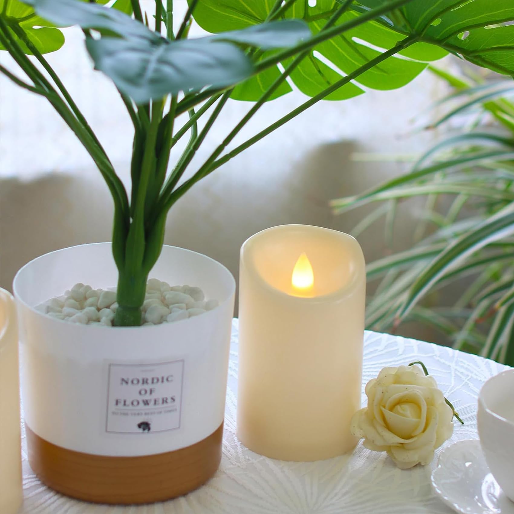 Paquete de 6 velas para exteriores que funcionan con pilas con temporizador (3 x 4 pulgadas), impermeables, sin llama, velas de plástico LED falsas para decoración de Halloween, Navidad, farol