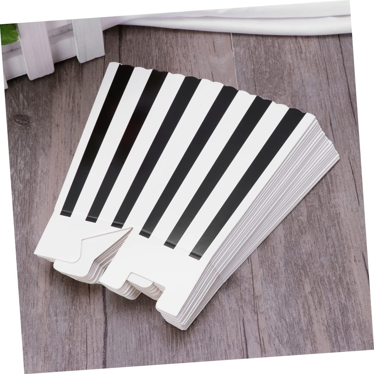 10sets Popcorn Holder Containers for Parties Movie Popcorn Boxes Black Paper Snack Box Wedding Decorations 24pcs*10