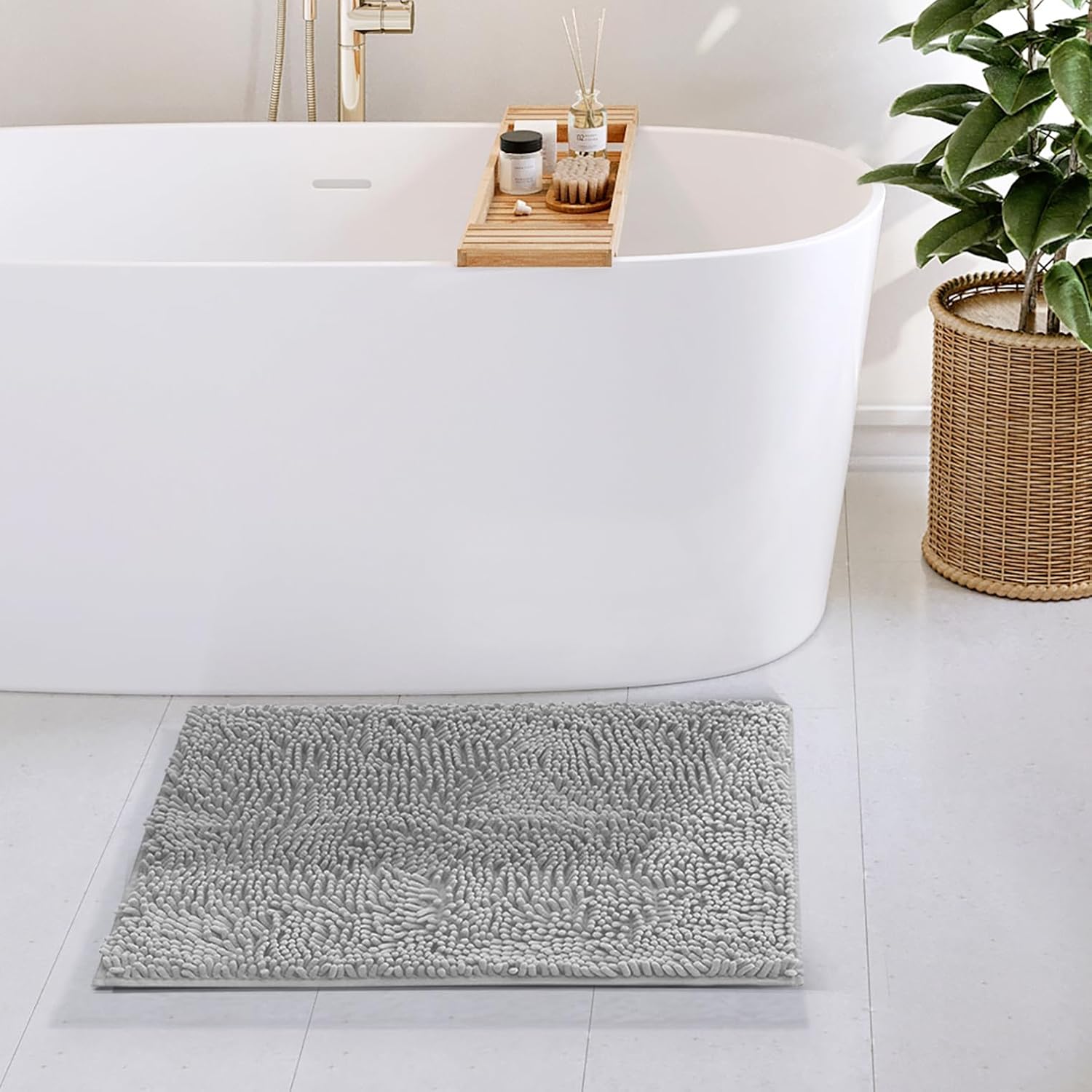 Amazon.com: Hearth & Harbor Bathroom Rugs, Chenille Bath Mat - Machine ...
