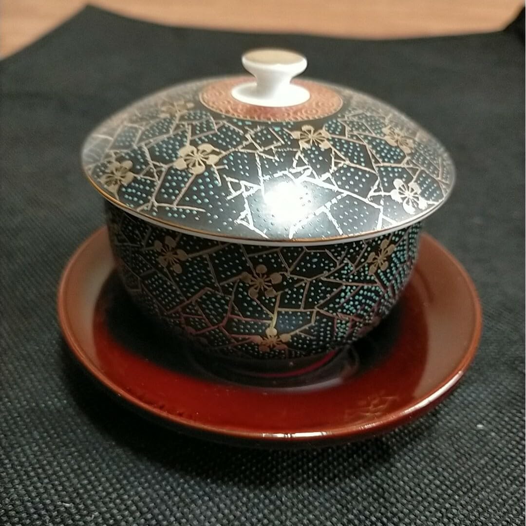 Amazon.co.jp: 最高級九谷焼蓋付き湯呑み茶碗5客、（茶托5枚）（元箱