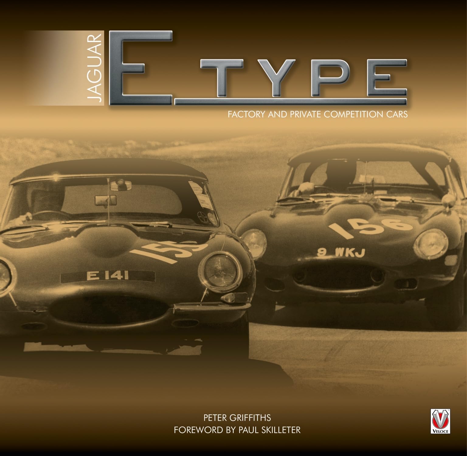 Jaguar E-Type livre de compétition usine et privée, le cadeau idéal pour passionné auto