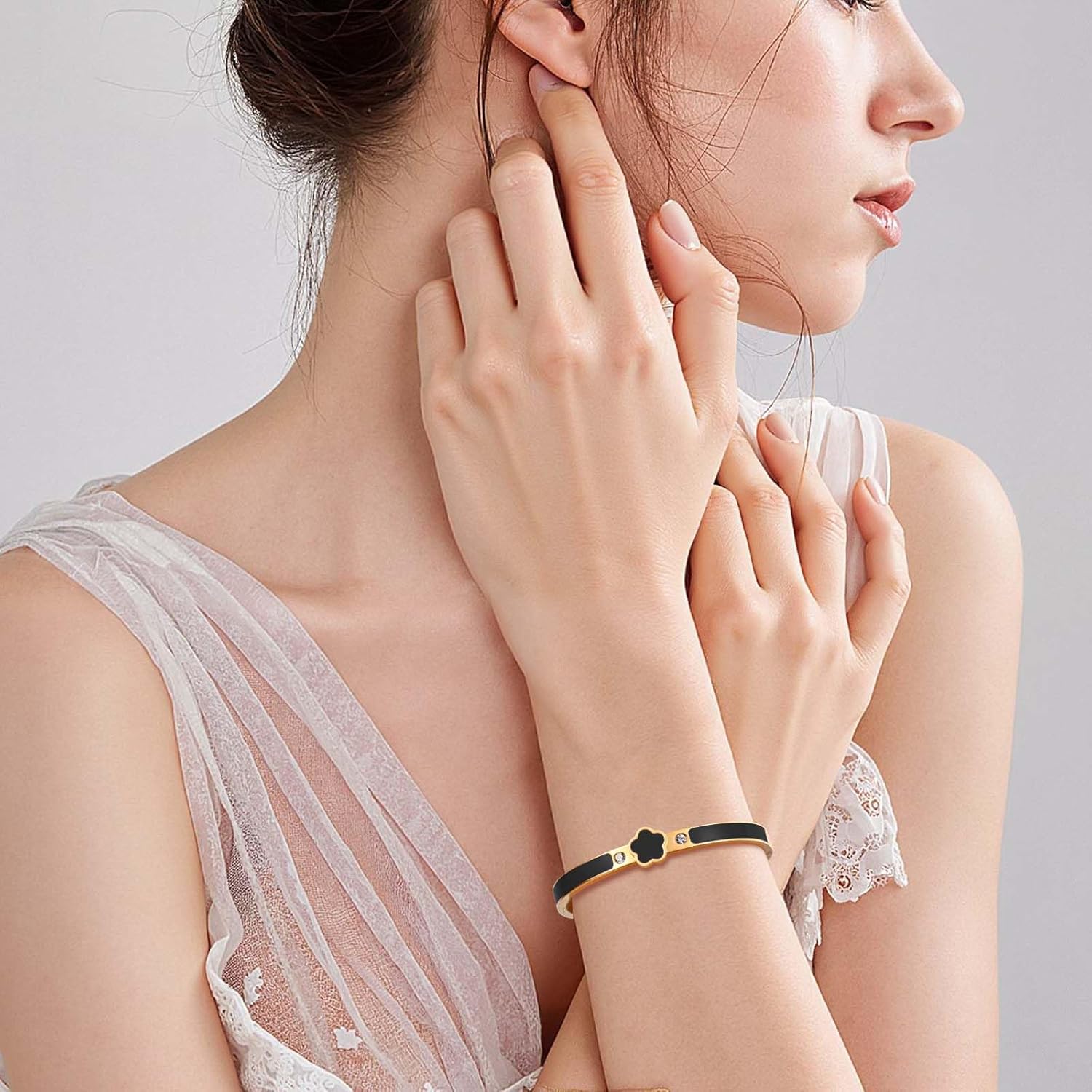 Chunky 18K Gold-Plated Clover Bangle Bracelet for Women.Black White Pink Red Five Leaf Clover Jewelry Simple Cute Friendship Bangle Bracelet for Women Trendy Holiday Gifts - Image 3