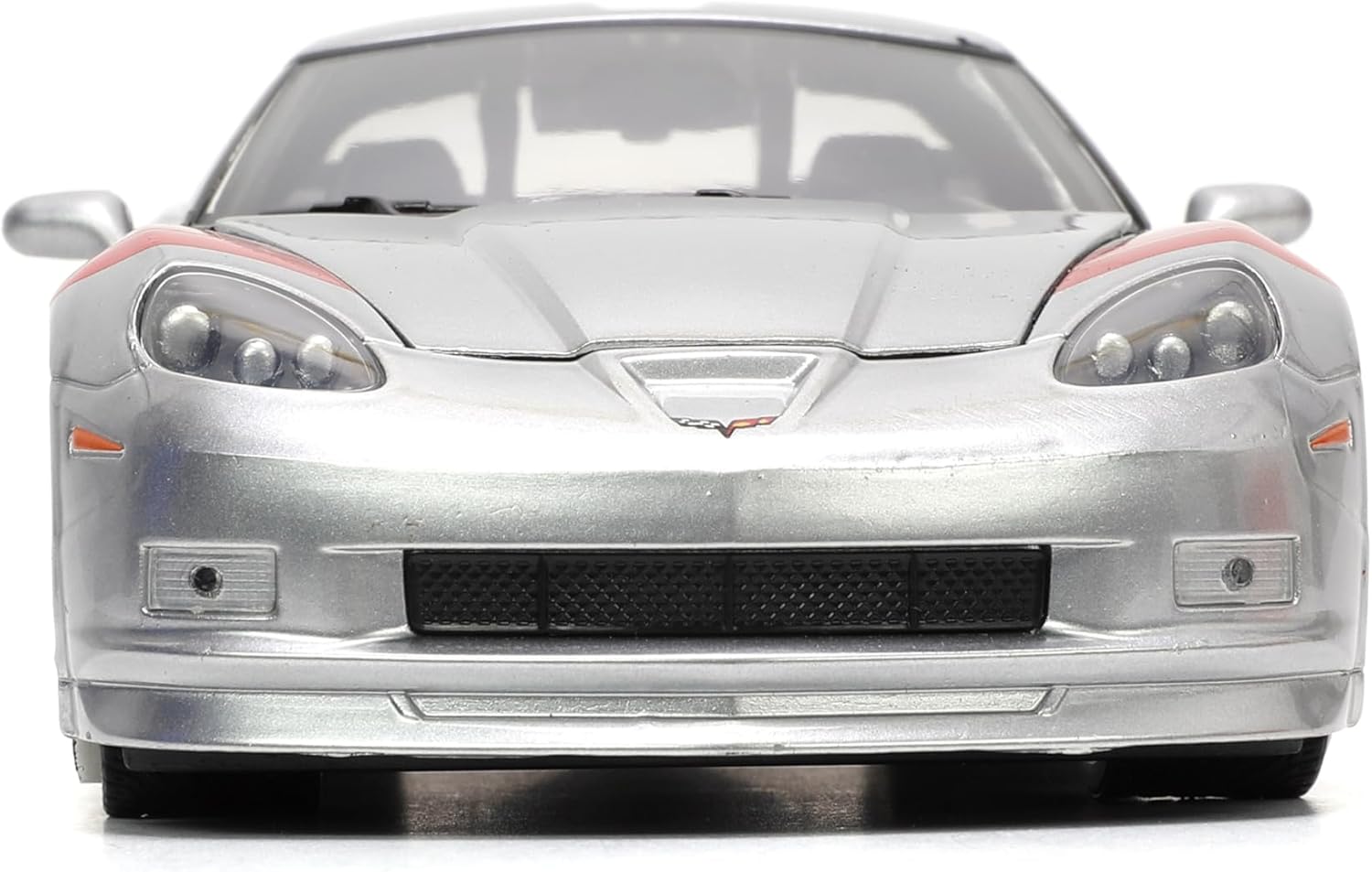 Jada Toys Bigtime Muscle 1:24 2006 Chevy Corvette Z06 Die-cast Car – Opening Doors, Hood, Trunk, Rubber Tires(Candy Silver)