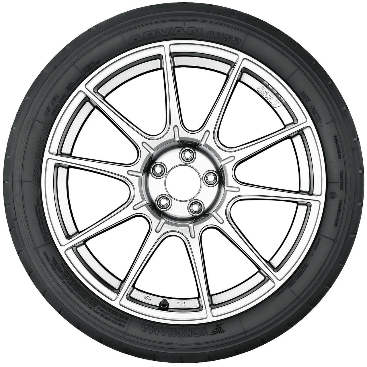 Amazon.co.jp: 横浜 245/40R17 95W ADVAN A052 BW : 車＆バイク