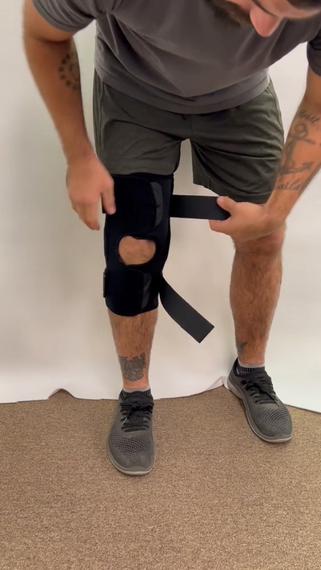 Amazon.com: Ezy Wrap Condylar Hinged Knee Brace - Comfortable