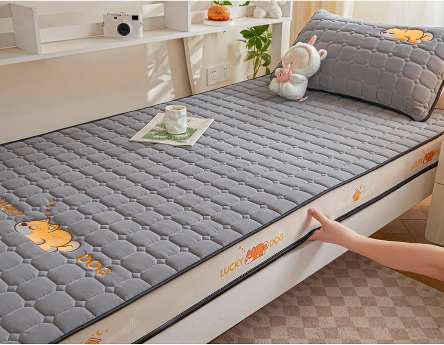 中国 青花釉裏紅 宝尽文 小壷 M R5032 中国 青花釉裏紅 宝尽文 小壷 M