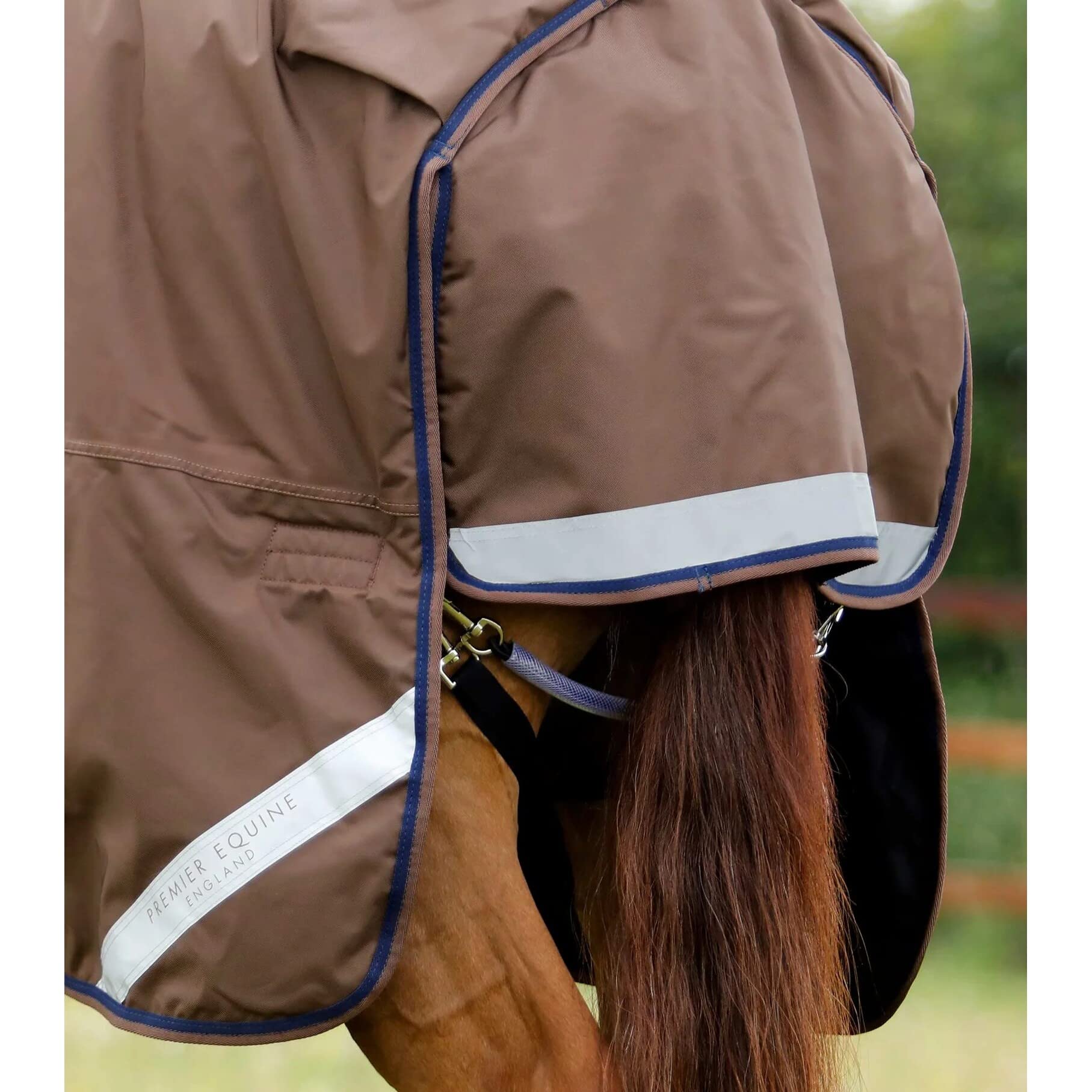 Premier Equine Manta Impermeable para Caballos con cubrecuello Buster 400 g