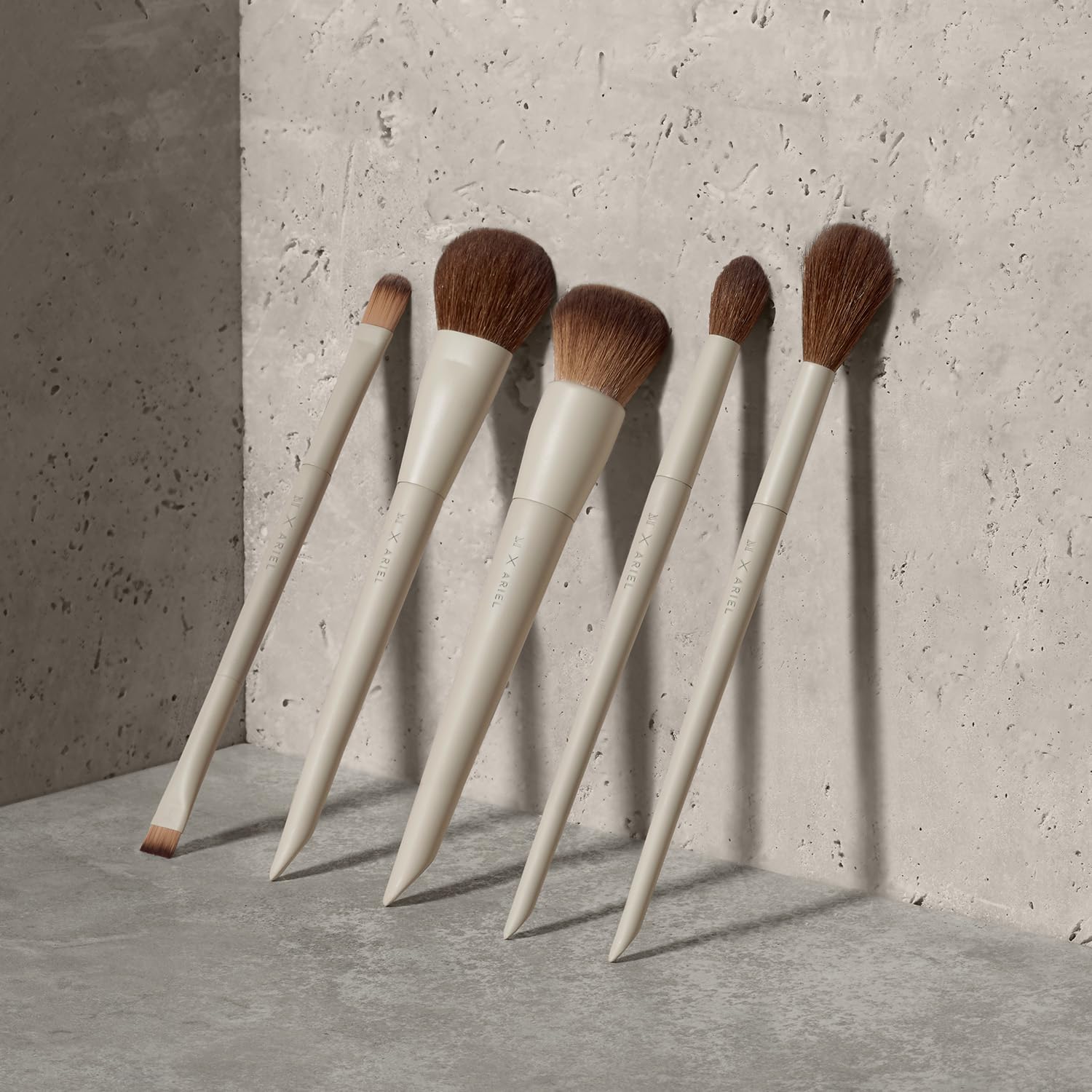 Amazon.co.jp: Morphe x Ariel Sunkissed Skin Duo - メイクアップ