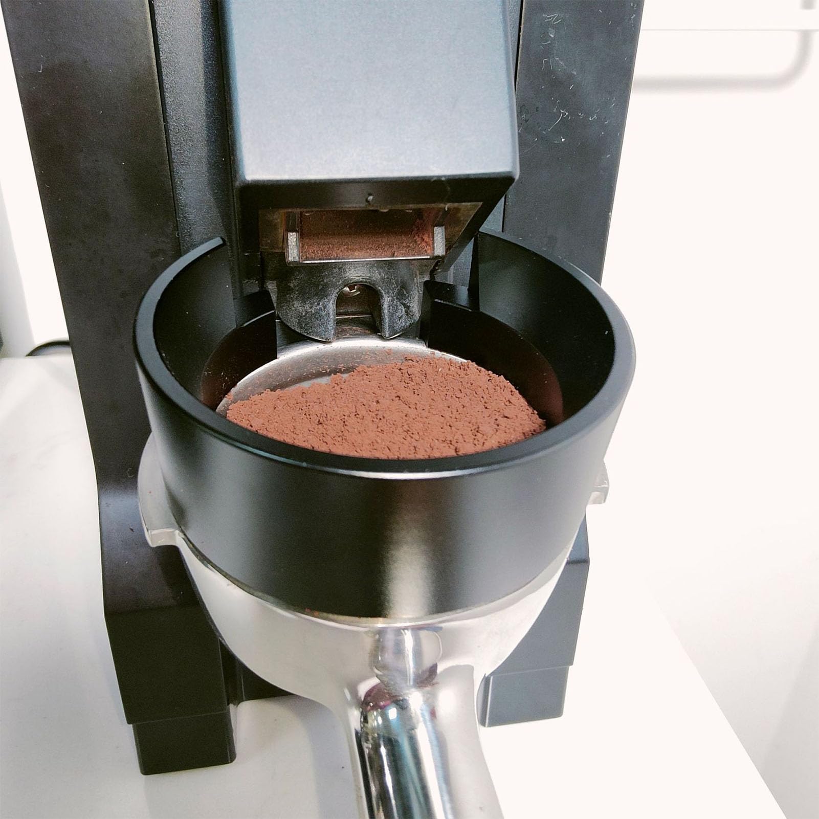 Soporte para portafiltro, portafiltro de café con embudo dosificador, soporte de aleación de aluminio variable de 58 mm para baristas domésticos y uso en la oficina, preparación de café sin esfuerzo