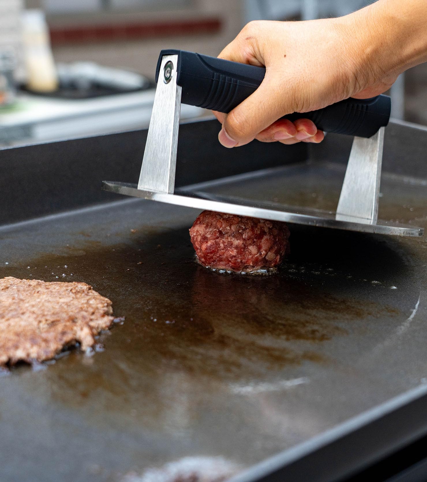 Pressa per Hamburger in Acciaio Inox, Tonda, 20,5 cm, 1,45 kg | Schiacciahamburger tondo, facile da pulire, ideale per smash burger su piastra, griglia e barbecue