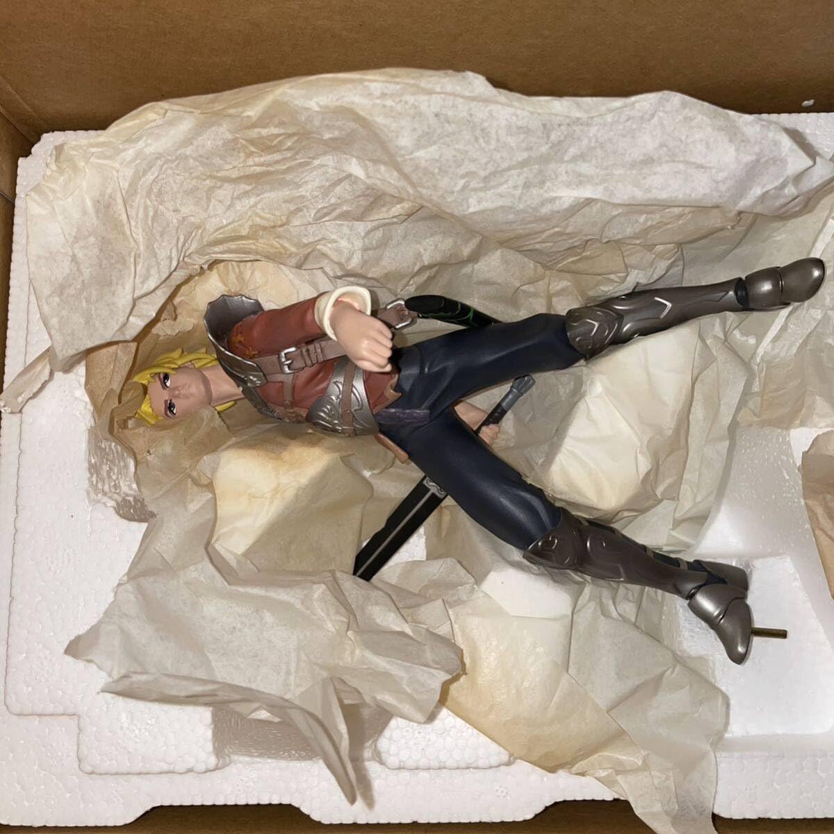 Amazon.co.jp: 500体限定 サガフロンティア2 フィギュア