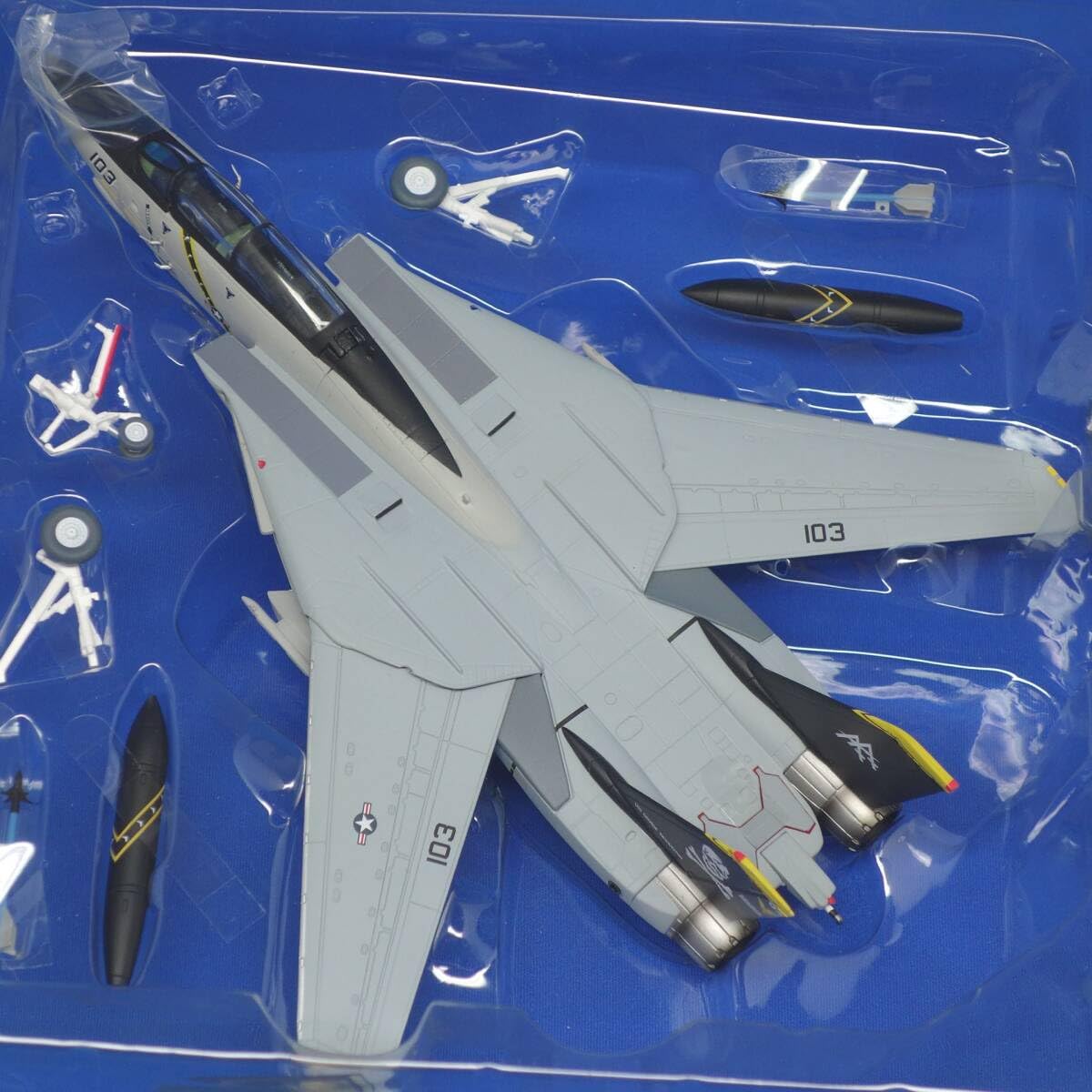 Amazon.co.jp: Dragon Dragon 50046 1/72 Grumman F-14B Tomcat VF-103