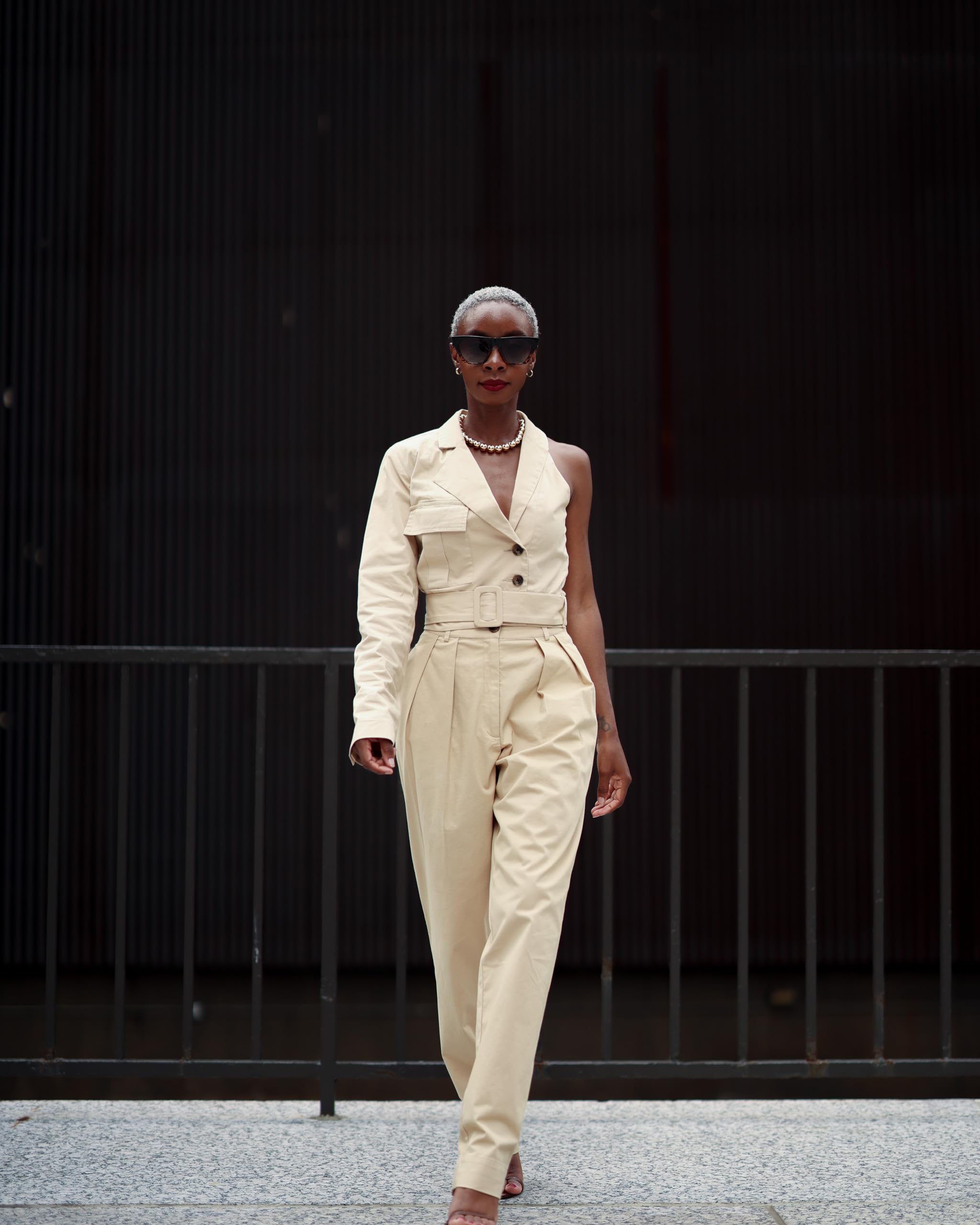 The Drop Womens Oat Milk Stretch Cotton Pleated Pant by signedblake