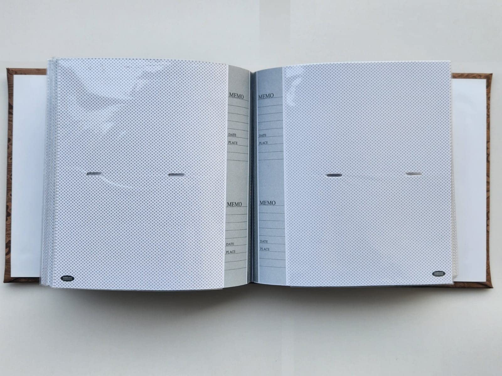 Makhijani Albums Rexine Photo Album (22.8cm x 6cm x 22.8cm, 200 Photos (4x6), Copper)