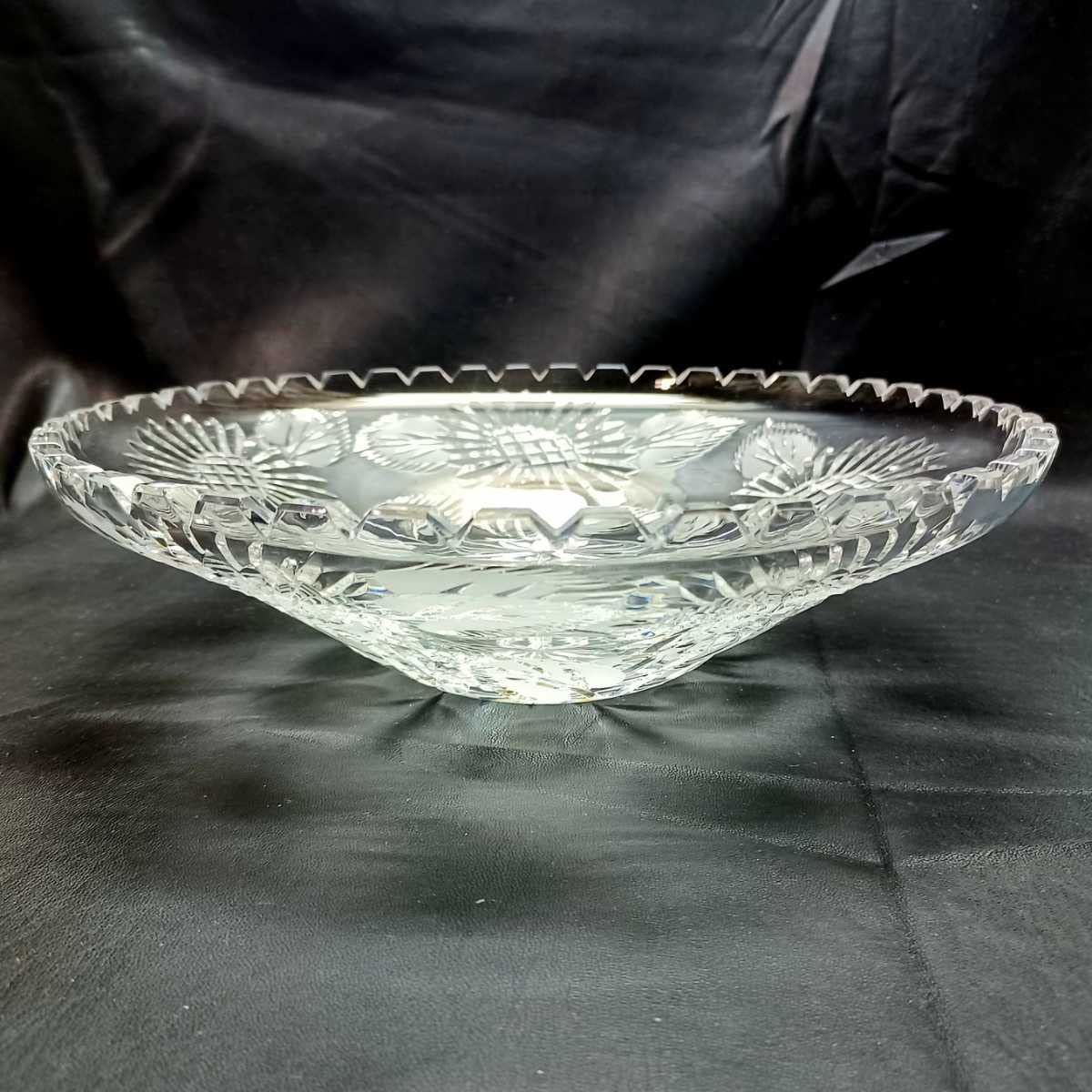 DRESDEN ドレスデン 草花模様 カット コンポート 盛り皿 DRESDEN ドレスデン 草花模様 カット コンポート 盛り皿 - メルカリ