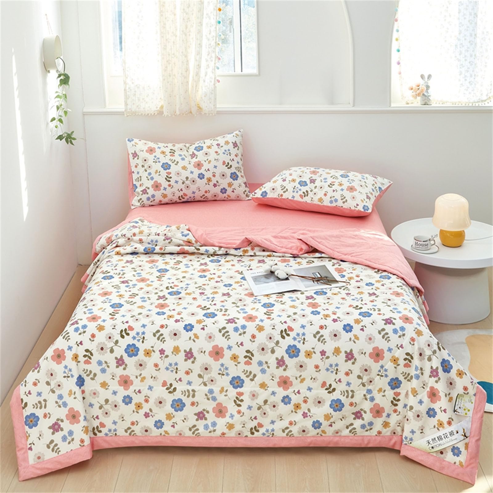 Odot 4.5 Tog Coverless Duvet Single Double King Size, Seersucker Summer Quilted Duvet Cosy & Lightweight Quilt Breathable Reversible Bedspreads Quilted Throw for Beds (Cute flowers,200 * 230cm)