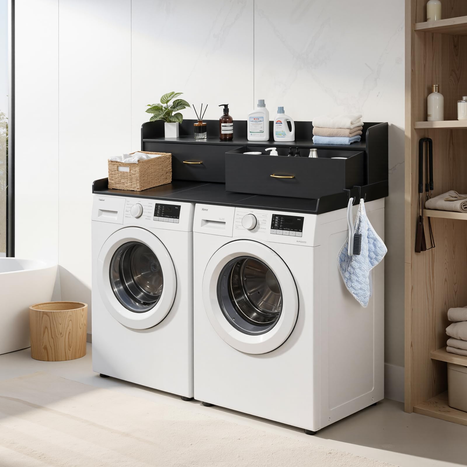 VEVOR Piano di Lavoro per Lavatrice e Asciugatrice con Ripiano 137 x 69,9 cm, Piano d'Appoggio per Lavatrice con 2 Cassetti Integrati e Ganci, Struttura in Legno con Ampia Superficie di Lavoro, Nero