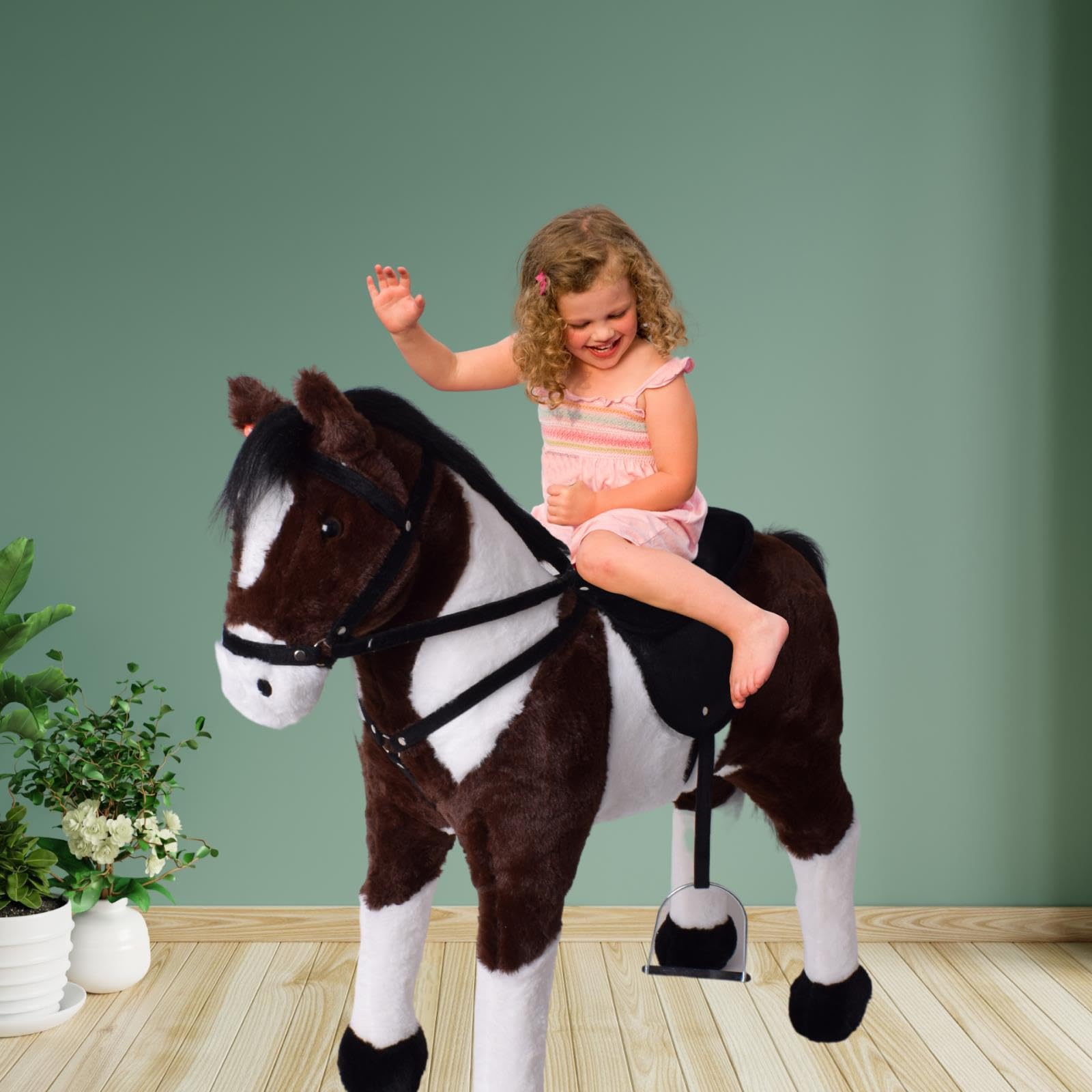 TE-Trend Pferd, 70 cm – Plüschpferd zum Reiten – Kinder Reitpferd mit Sattel, Zaumzeug und Steigbügel – Perfektes Reitspielzeug für Mädchen – Braun