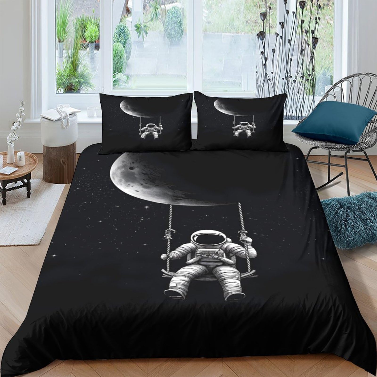 3D Printed Astronaut swinging moon Bed Cover Premium Polyester Space adventure Quilt Cover Machine Washable Fade Resistant for Student Accommodation University Dorm Use Super king（260x220cm）