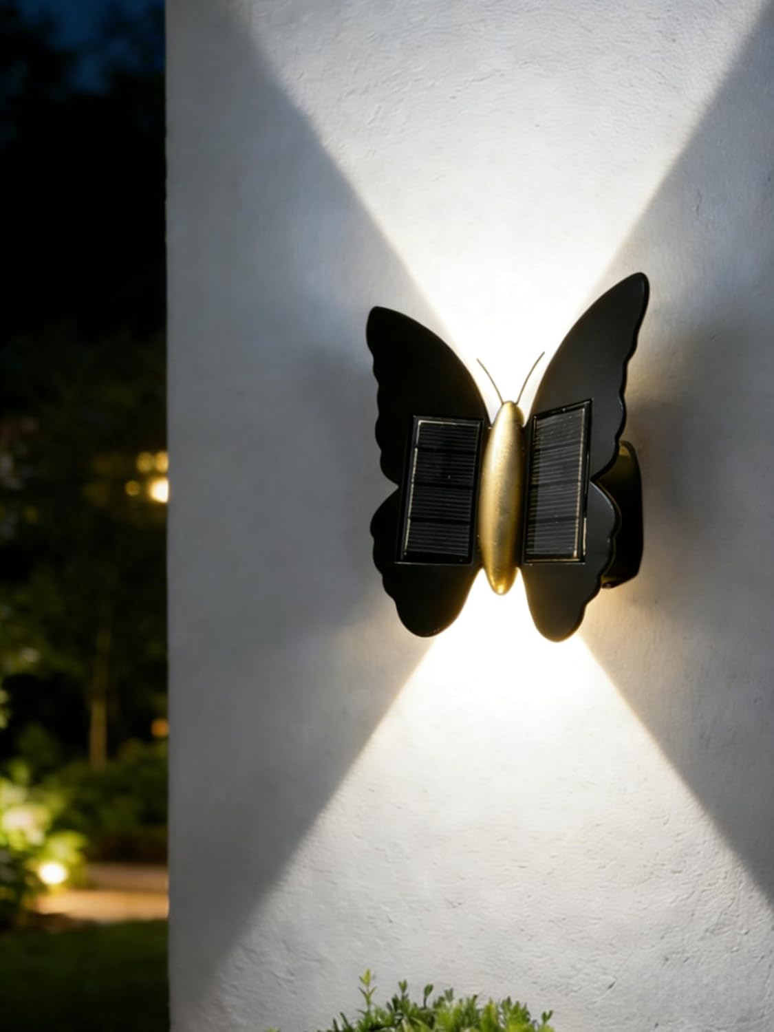 Solar Butterfly Lights, Outdoor Butterfly Wall Lamp, IP65 Waterproof Garden Decor Solar Lights , 3000K - Modern LED Wall Sconce for Porch, Yard, Patio, Balcony, Birthday Gifts for Mom (White Light)