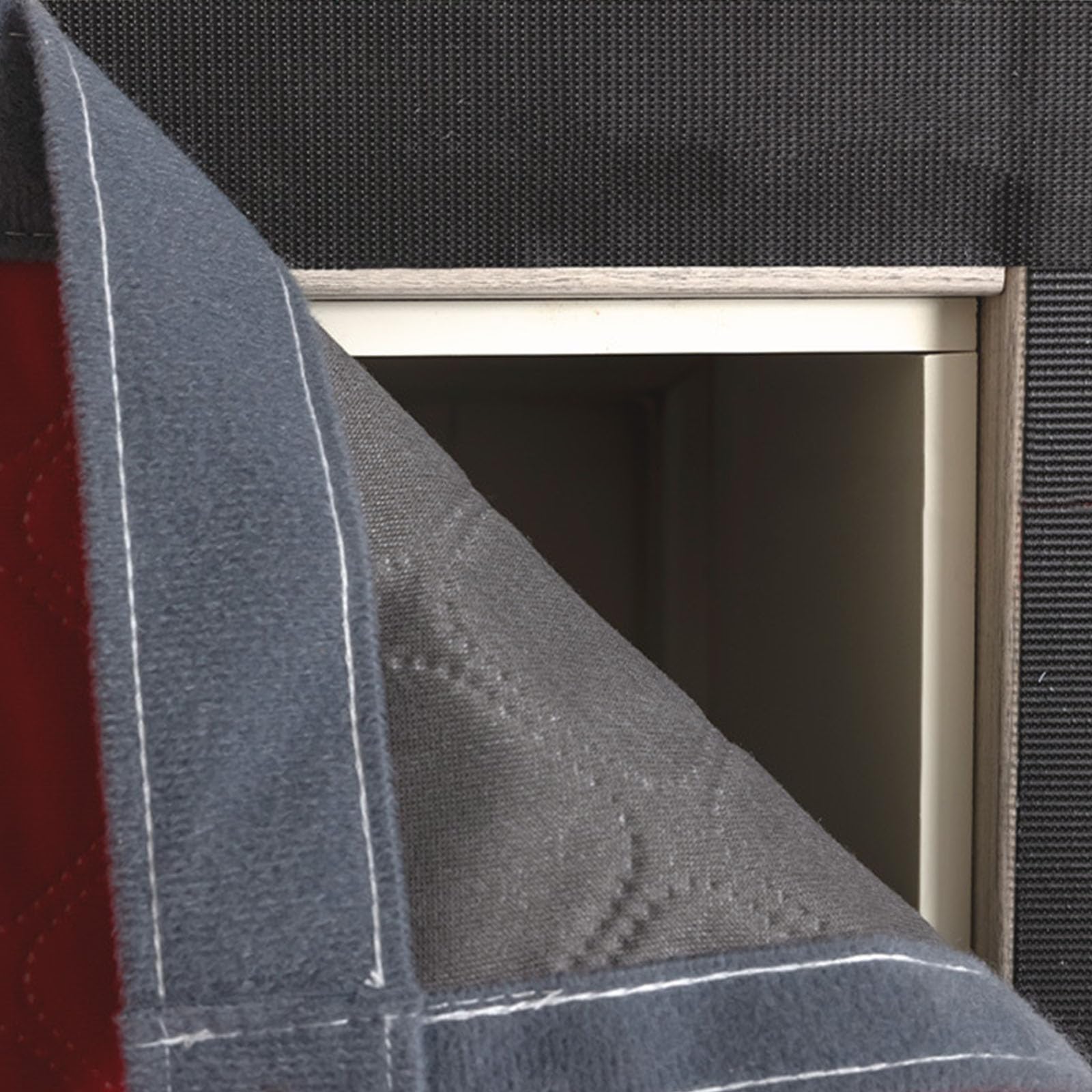 Surwin Cortina de Puerta Aislante Térmica, Invierno Cortina Termica Aislante Frio y Calor Cortina de Puerta con Aislamiento Acustico para Exterior Interior (90 * 210cm,Caqui)