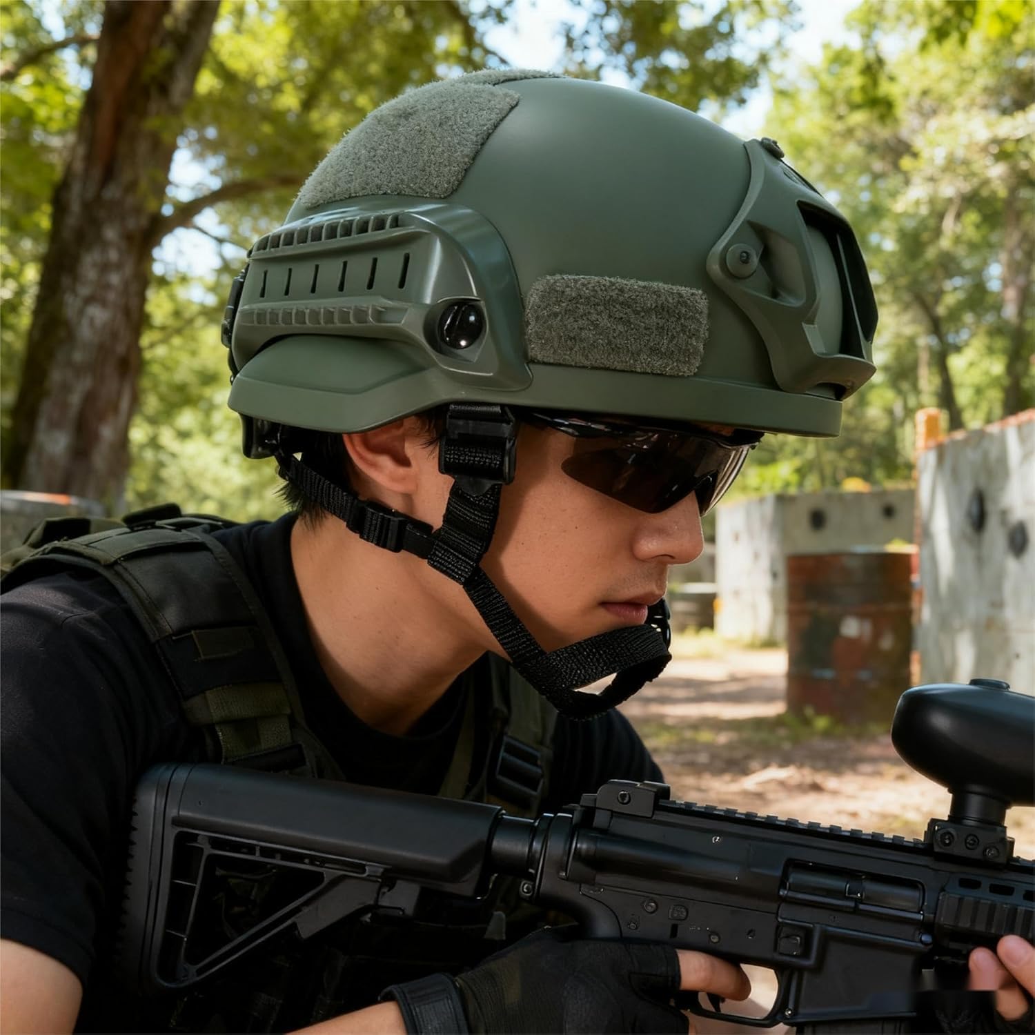 Airsoft Helm Mich 2000 ACH Taktischer Helm mit Gehörschutz, vorderer NVG-Halterung und Seitenschiene für Paintball Outdoor-Sportarten Jagd Schießen