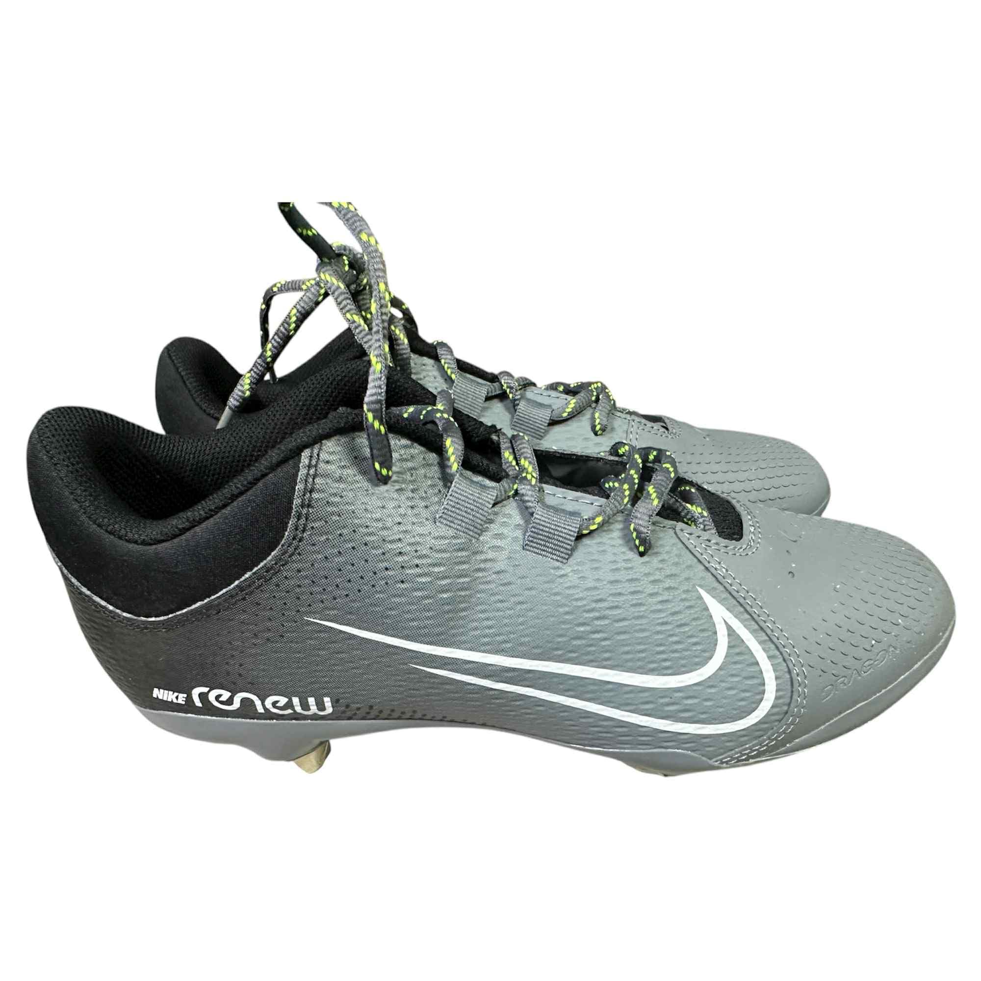 Nike Women's Hyperdiamond 4 Pro Metal Fastpitch Softball Cleats