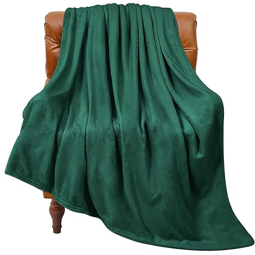 BEDELITE Fleece Blanket Christmas Forest Green Throw Blankets for Couch
