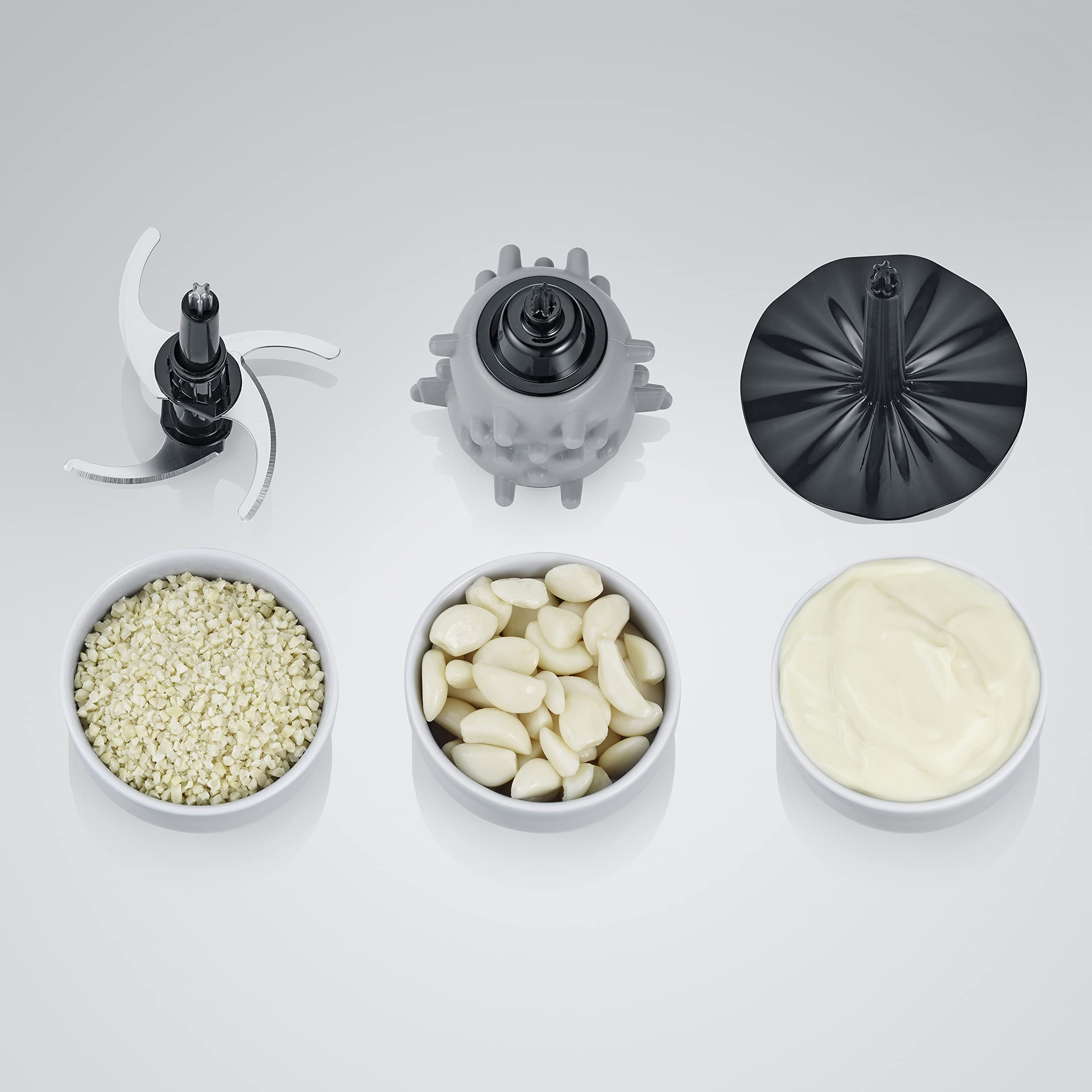 SEVERIN Hachoir électrique 200 W multifonction sans fil d'une capacité d'1 L et d'une autonomie de 2h, Hachoir à viande, oignons, herbes, fromage, etc., Broyeur universel, noir mat/inox, KM 3866