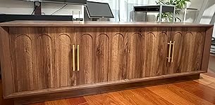 Review Image by H. C H. C