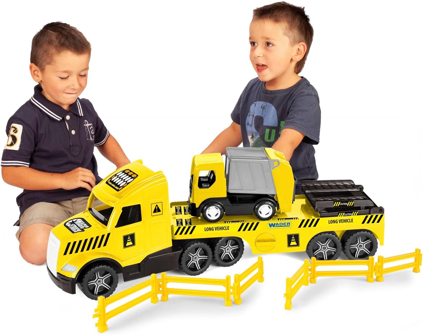 Wader 36440 Magic Truck Low Loader with Garbage Trolley, Barrier Grills and ramps, from 3 Years, Approx. 79 cm