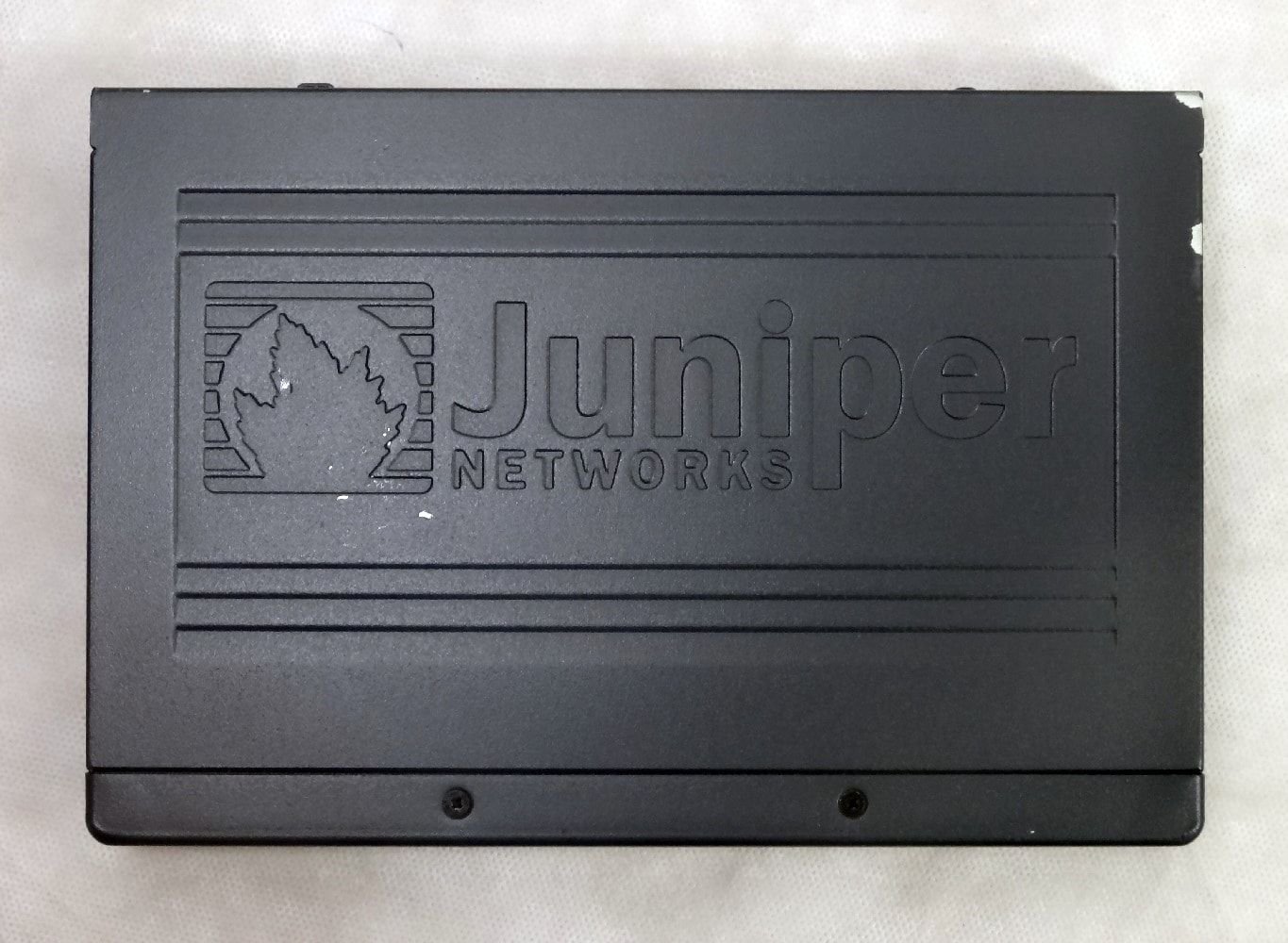 (未使用･未開封品)Juniper Networks ジュニパーネットワークス ゲートウェイ- SRX100B - Srx Svcs Gateway 100 W/ 8xfe　 [並行輸入品] 中古】Juniper Networks ジュニパーネットワークス ゲートウェイ