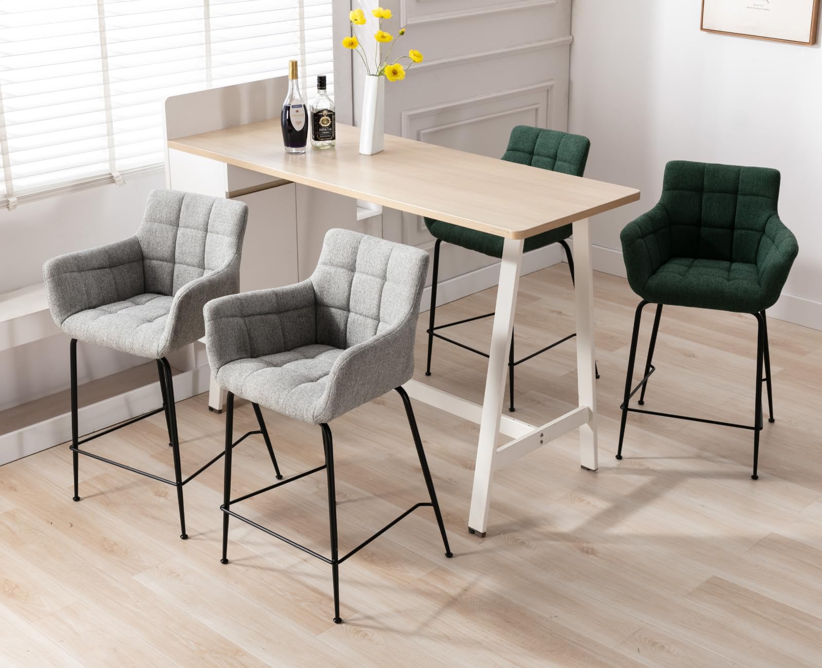 DAYALANE Lot de 4 Tabourets de Bar en Chenille Moderne Tabourets Hauts avec Pieds en Métal Chaises de Bar avec Dossier Unique pour Cuisine, Jaune DAYALANE Lot de 4 Tabourets de Bar en Chenille Moderne Tabourets Hauts avec Pieds en Métal Chaises de Bar avec Dossier Unique pour Cuisine, Jaune