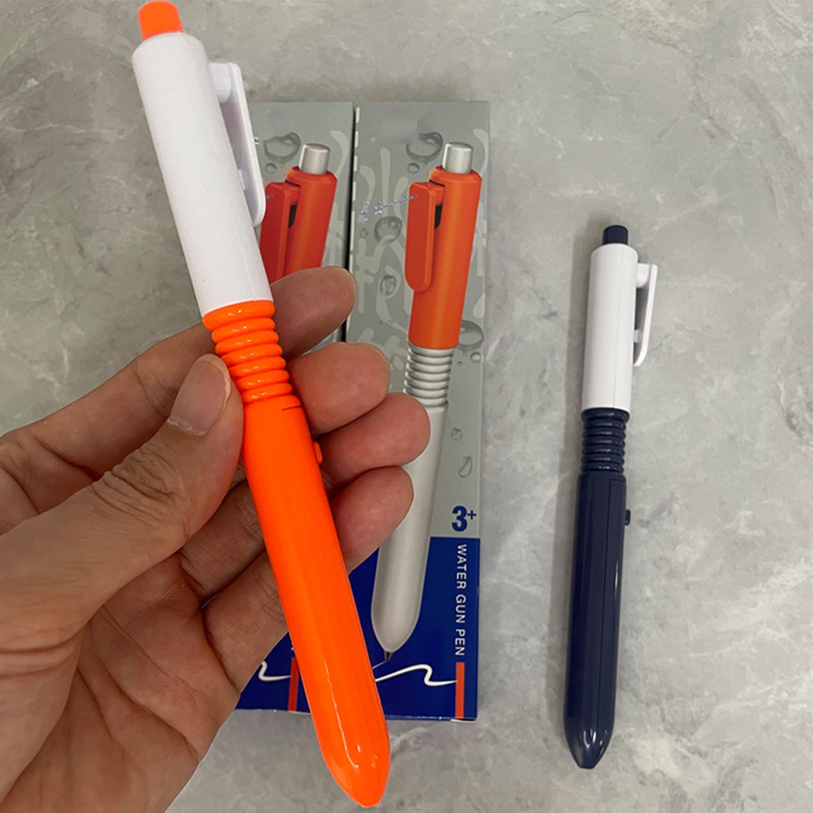 Penna a spruzzo ad Acqua – Design Compatto Ricaricabile, Facile da impugnare, per Giochi in Piscina, Giochi all'aperto, in Spiaggia, attività sul Cortile, Picnic