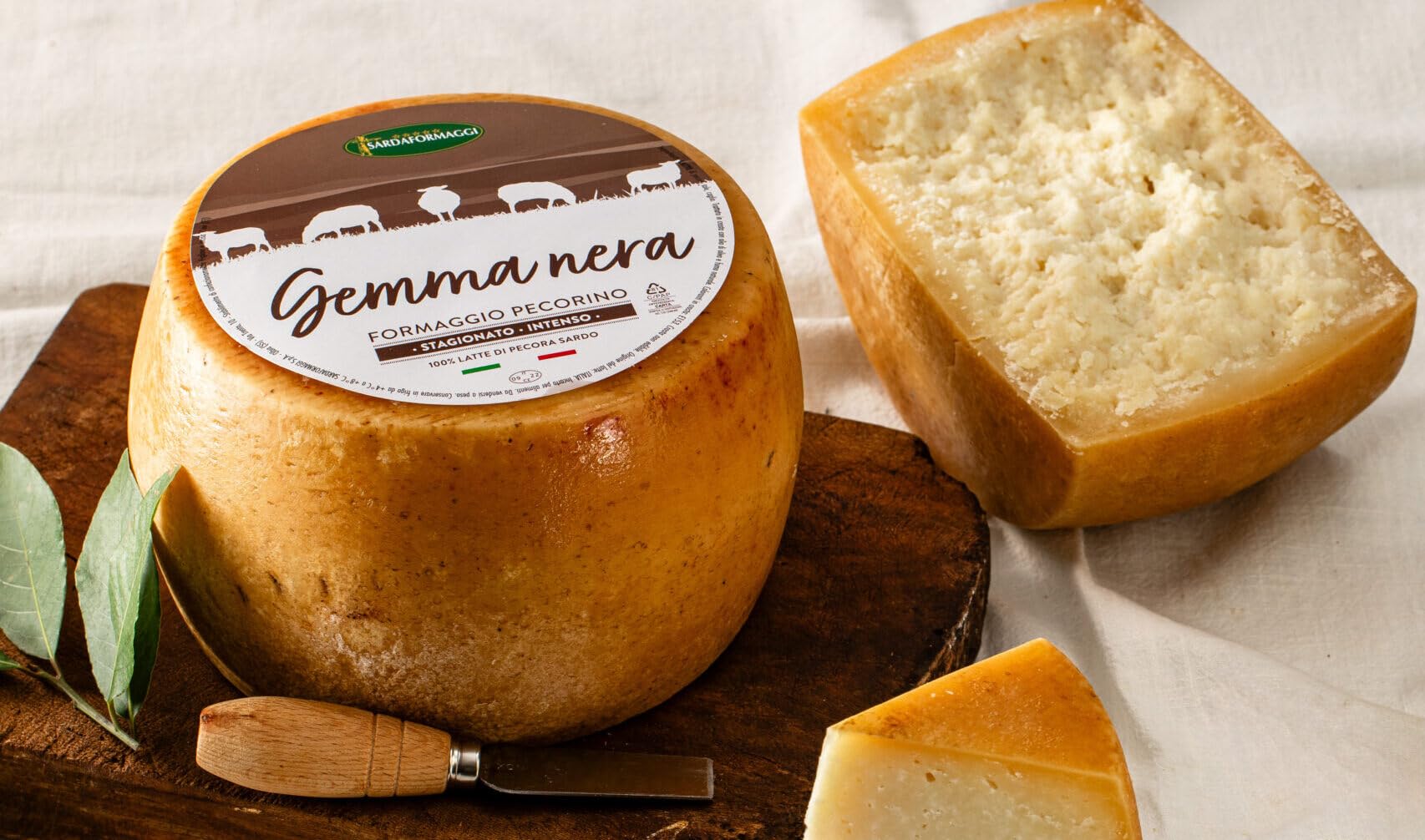 Gemma Nera - Pecorino - Forma Intera 3,2 kg - Sardaformaggi