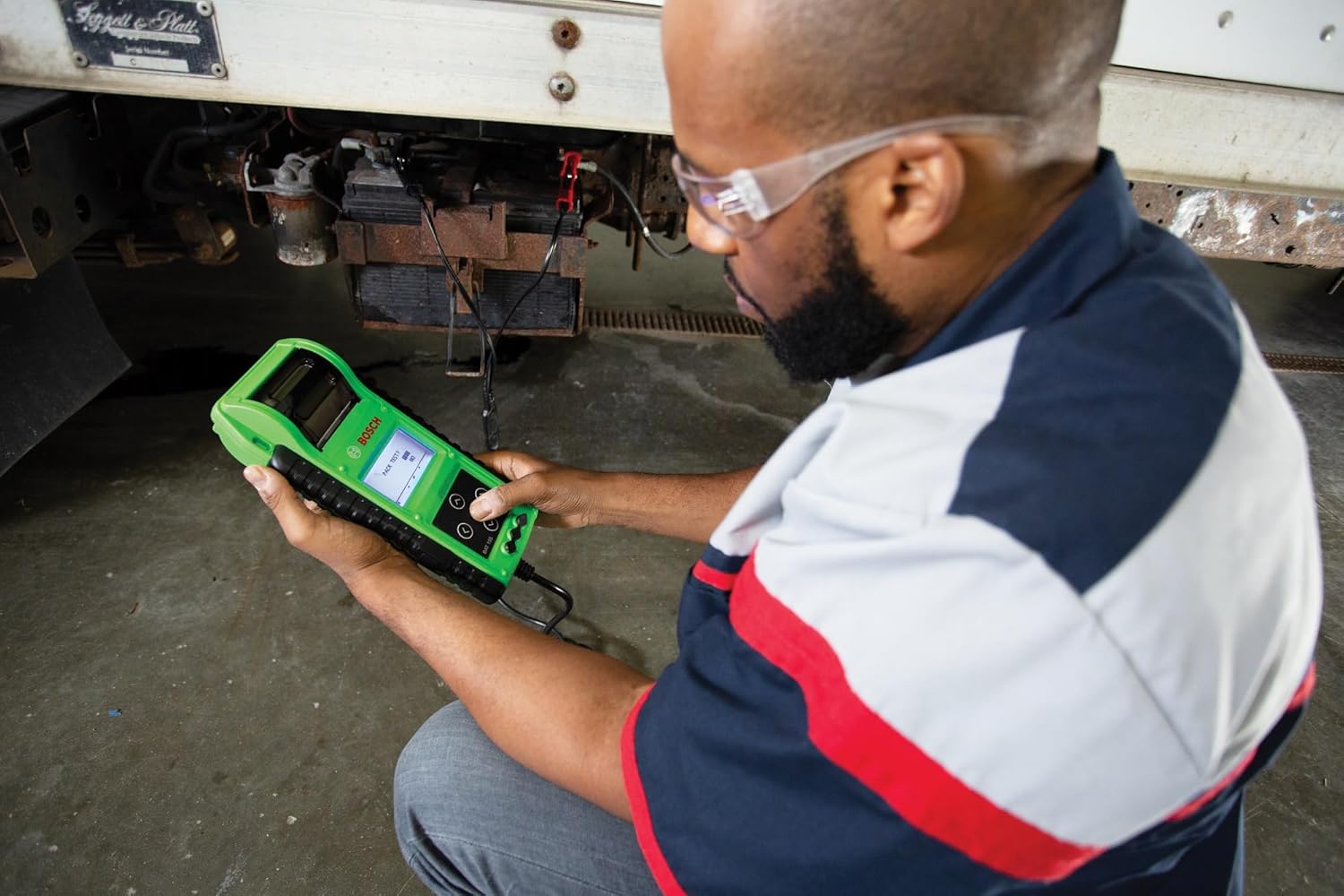 Bosch BAT155 Heavy Duty Battery Tester with Integrated Printer - Use with 6V and 12V Batteries, 12V and 24V Charging Systems