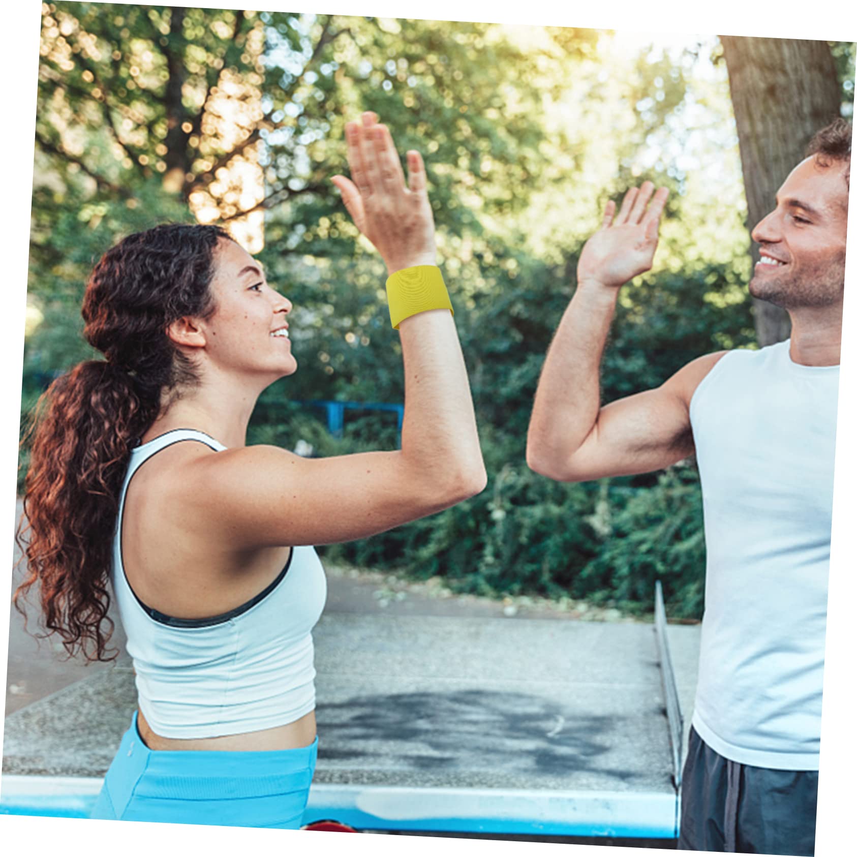 BESPORTBLE Nylon Captains Armbands Bright Skin-Friendly Elastic Arm Band for Boys and Girls Adults 4pcs Set