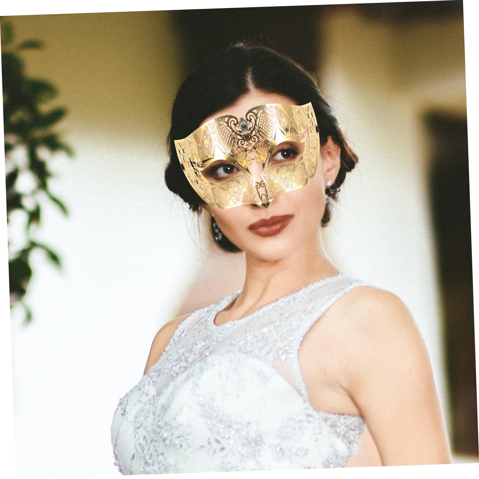 WOFASHPURET Gold Masquerade Mask for Men Women Carnival Half Face Metal Mask for Gothic